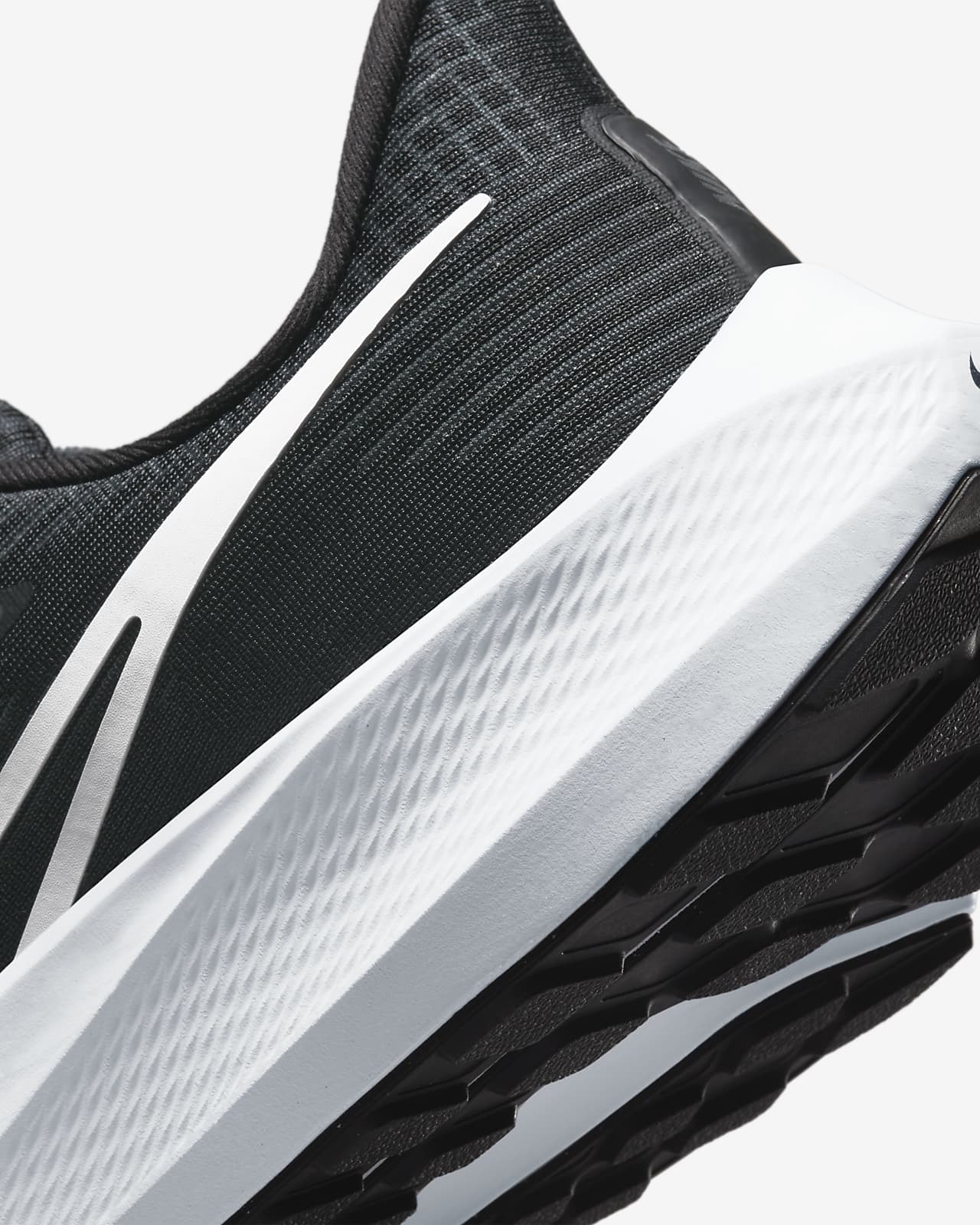 Calzado de running de carretera para hombre Nike Air Zoom Pegasus 39. Nike  MX