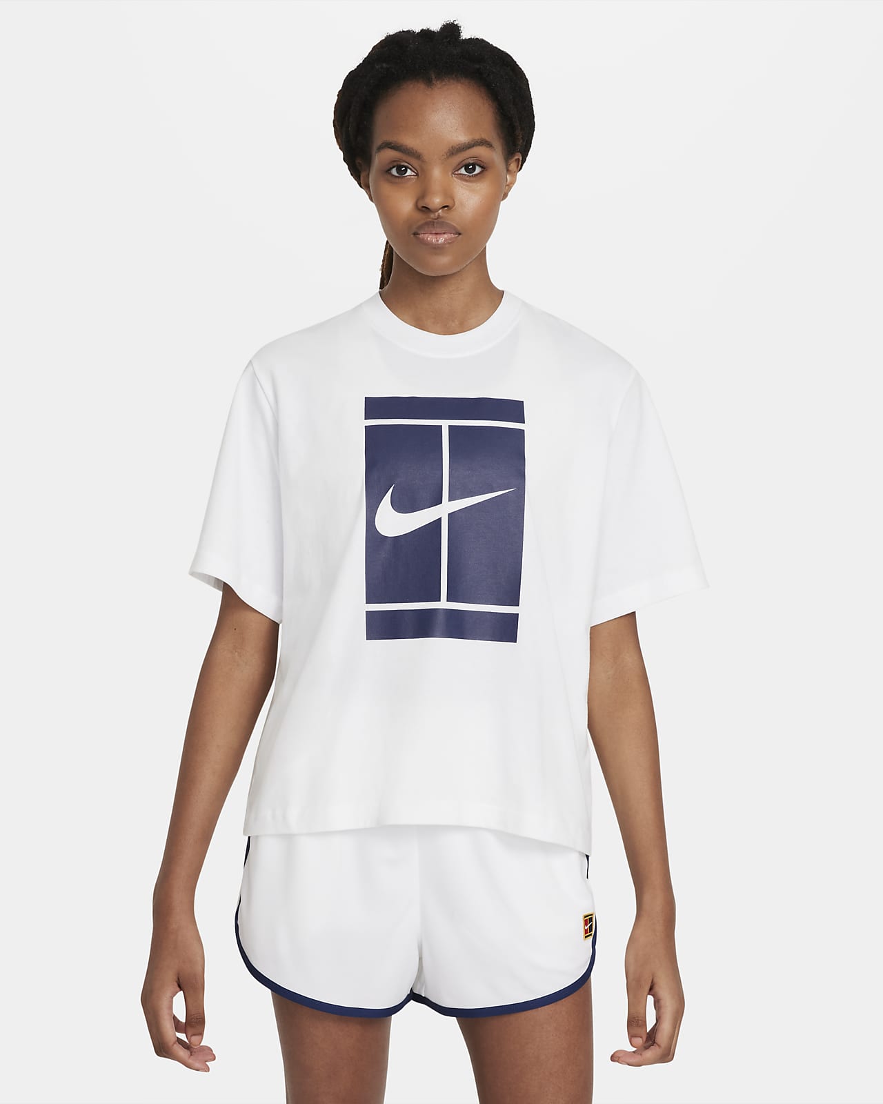 NikeCourt. Nike 