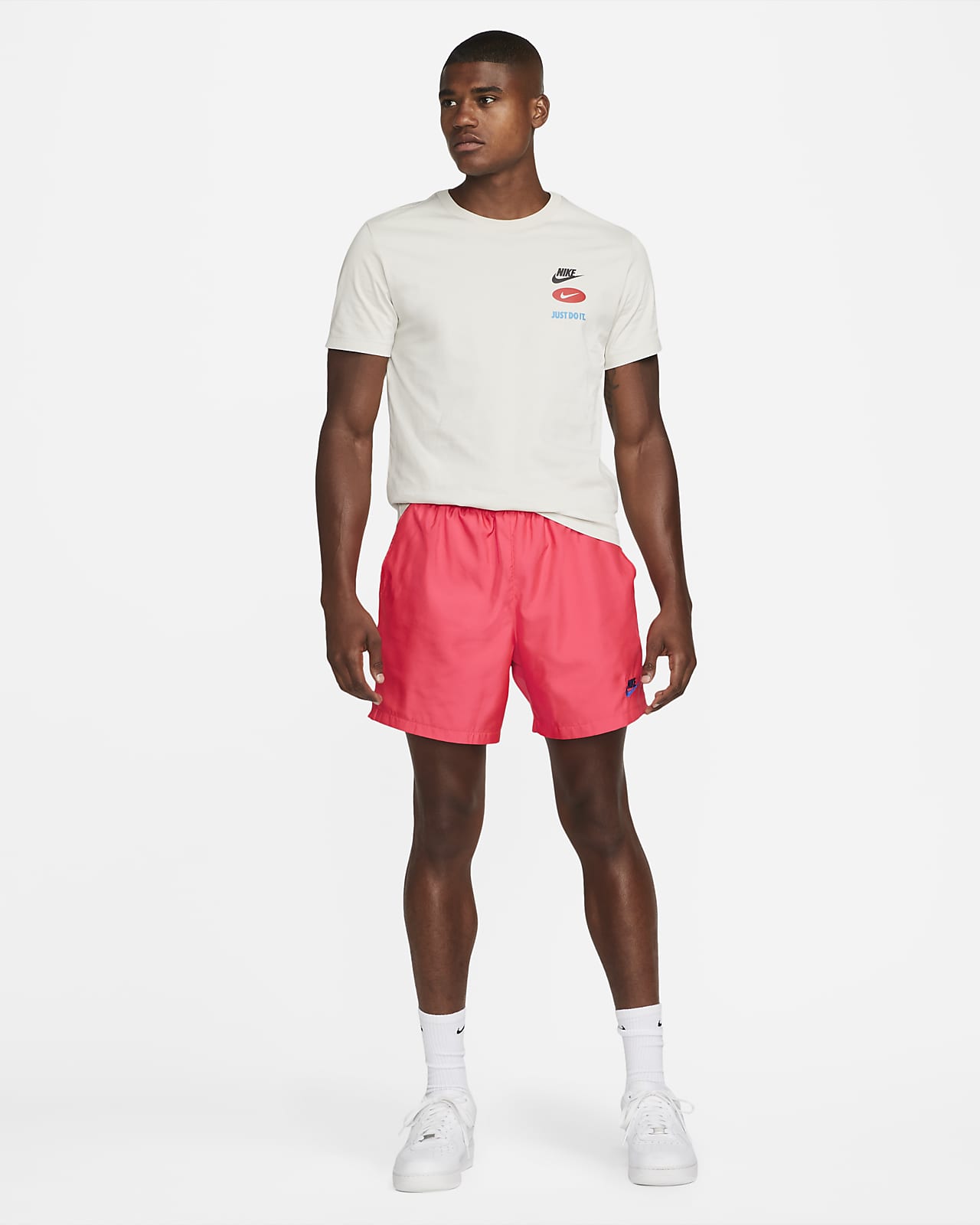 Nike Sportswear Men's Woven Flow Shorts. Nike GB