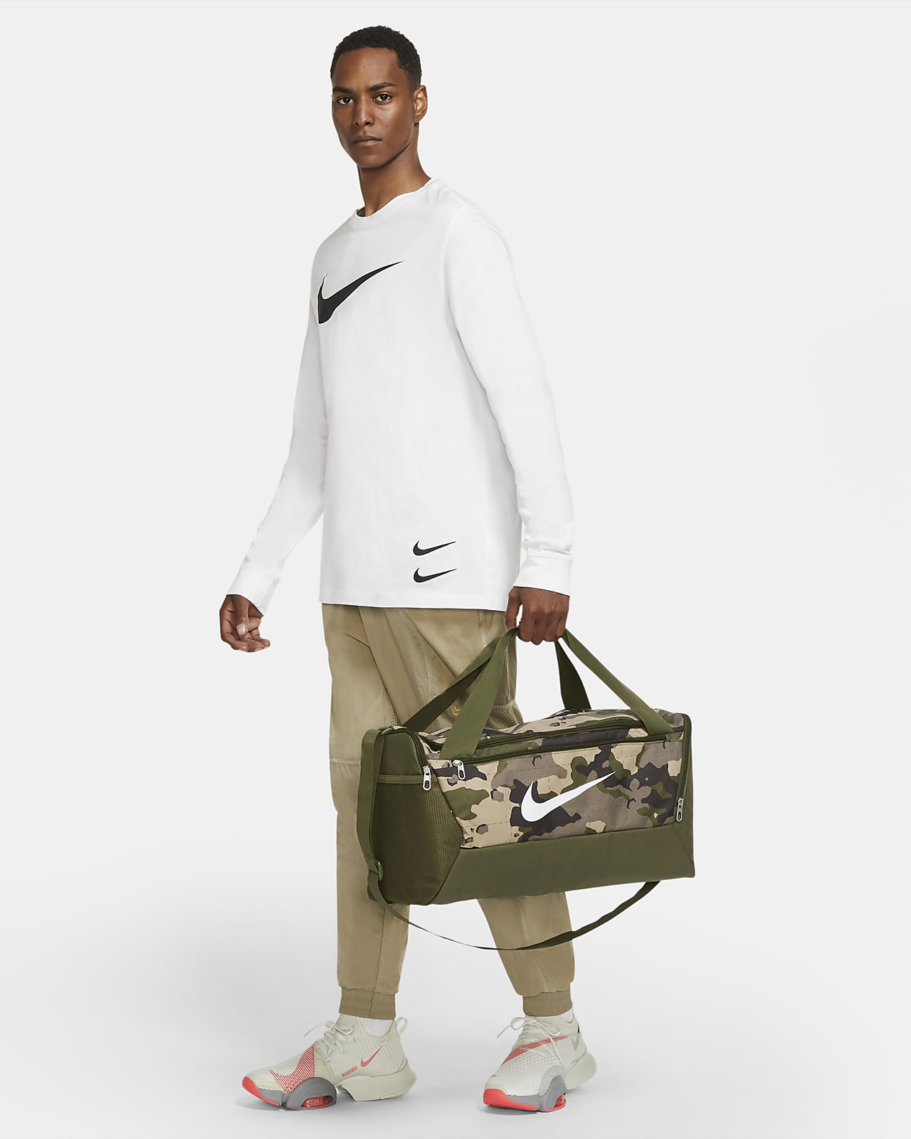 Nike Brasilia Trainingstas met camouflageprint (small, 41 liter). Nike BE