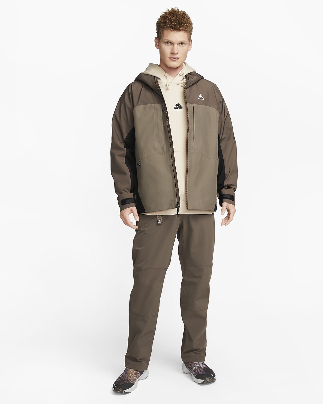 nike acg misery ridge グリーン M ゴアテックス 防水 販売のものです