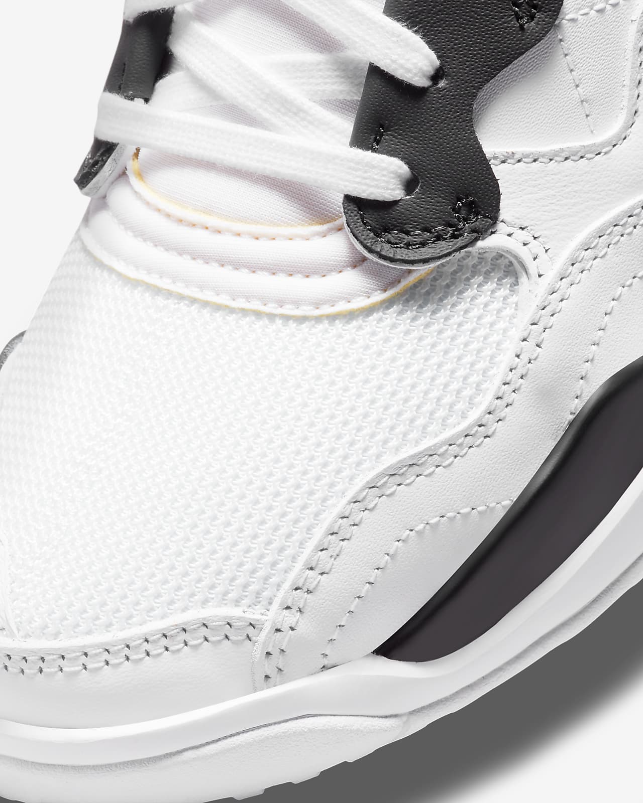 jordan ma2 size 4