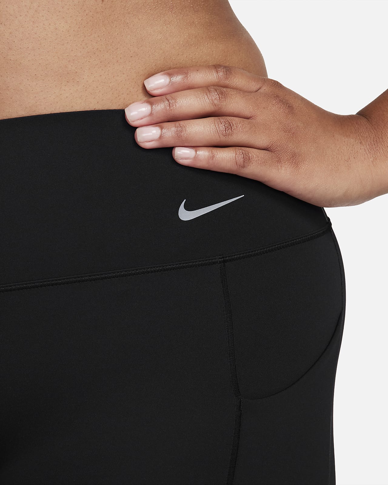 Leggings cortos de cintura alta y soporte medio con bolsillos para mujer  Nike Universa