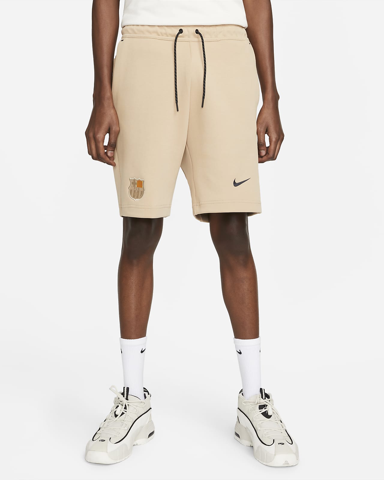 leven herberg Vijf F.C. Barcelona Tech Fleece Men's Shorts. Nike LU