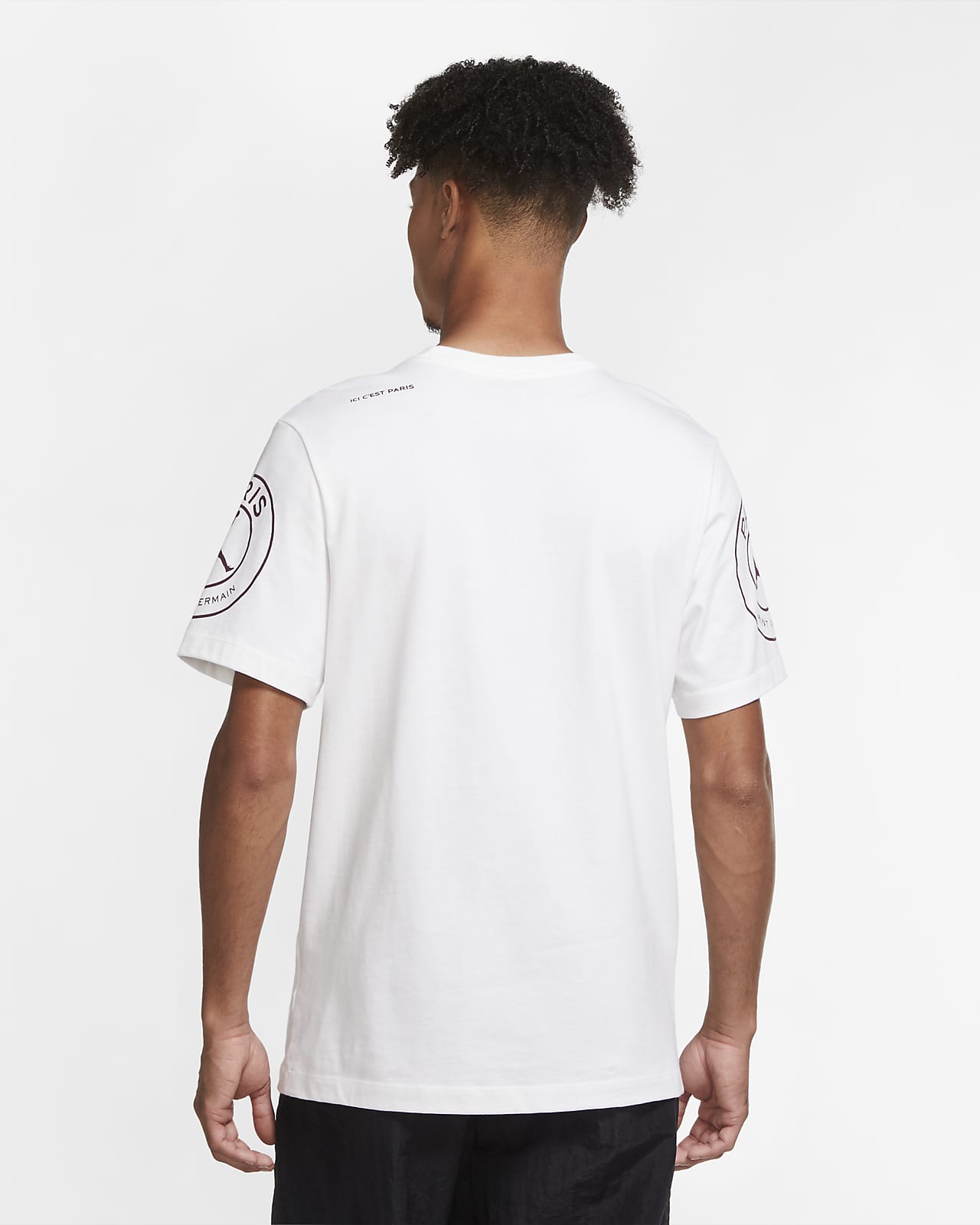 Nike公式 パリ サンジェルマン ロゴ メンズ Tシャツ オンラインストア 通販サイト