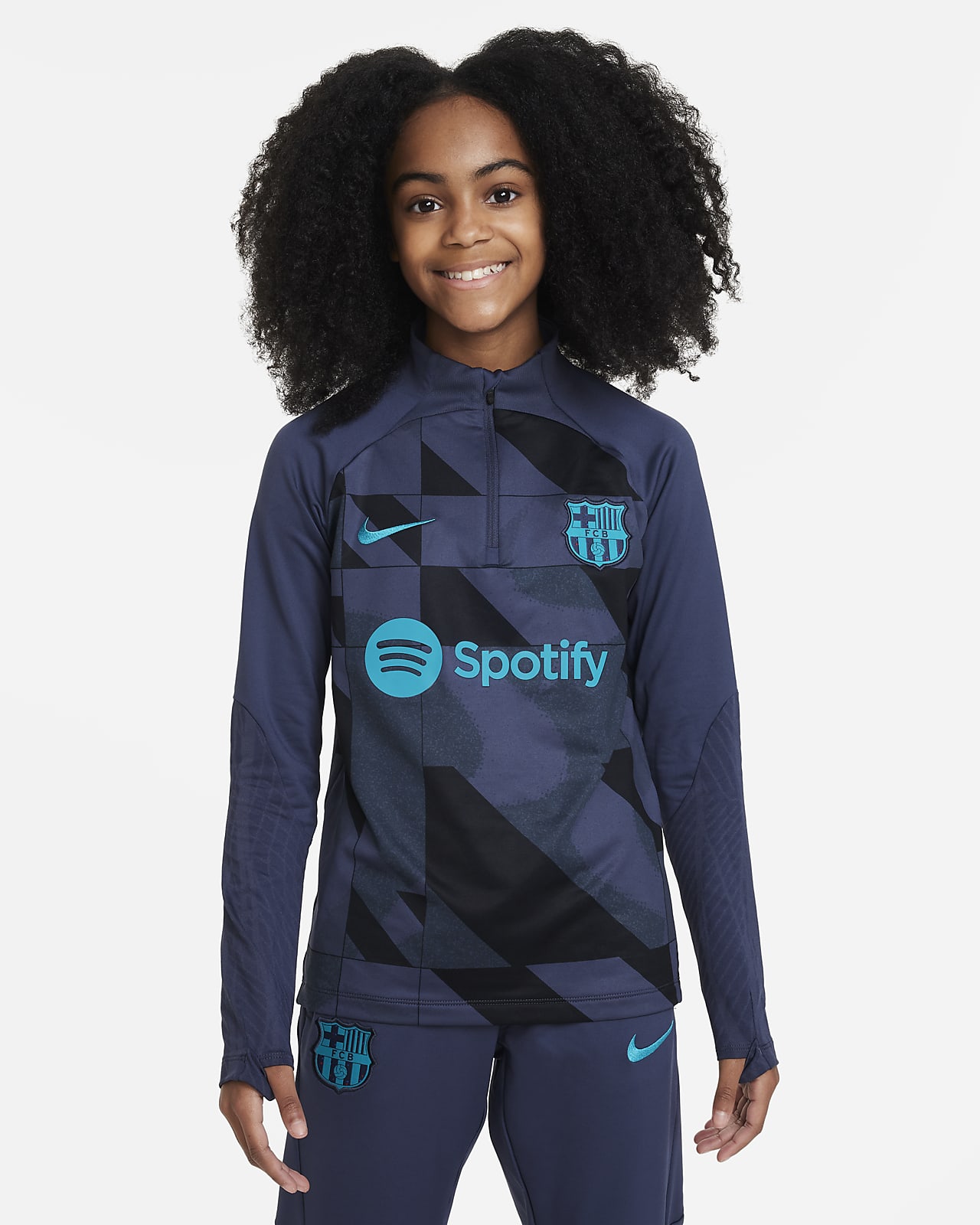 Třetí předzápasové tréninkové fotbalové tričko Nike Dri-FIT FC Barcelona Strike pro větší děti