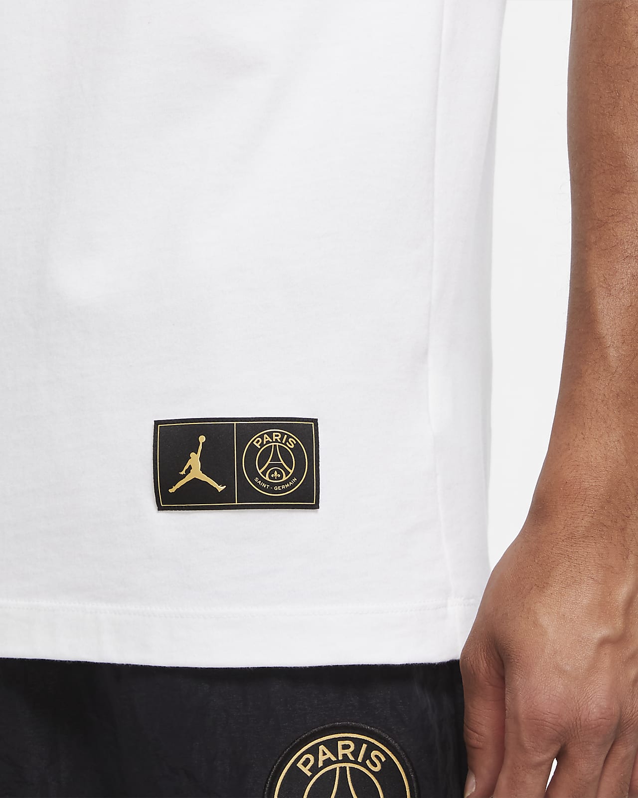 Nike公式 パリ サンジェルマン ロゴ メンズ Tシャツ オンラインストア 通販サイト