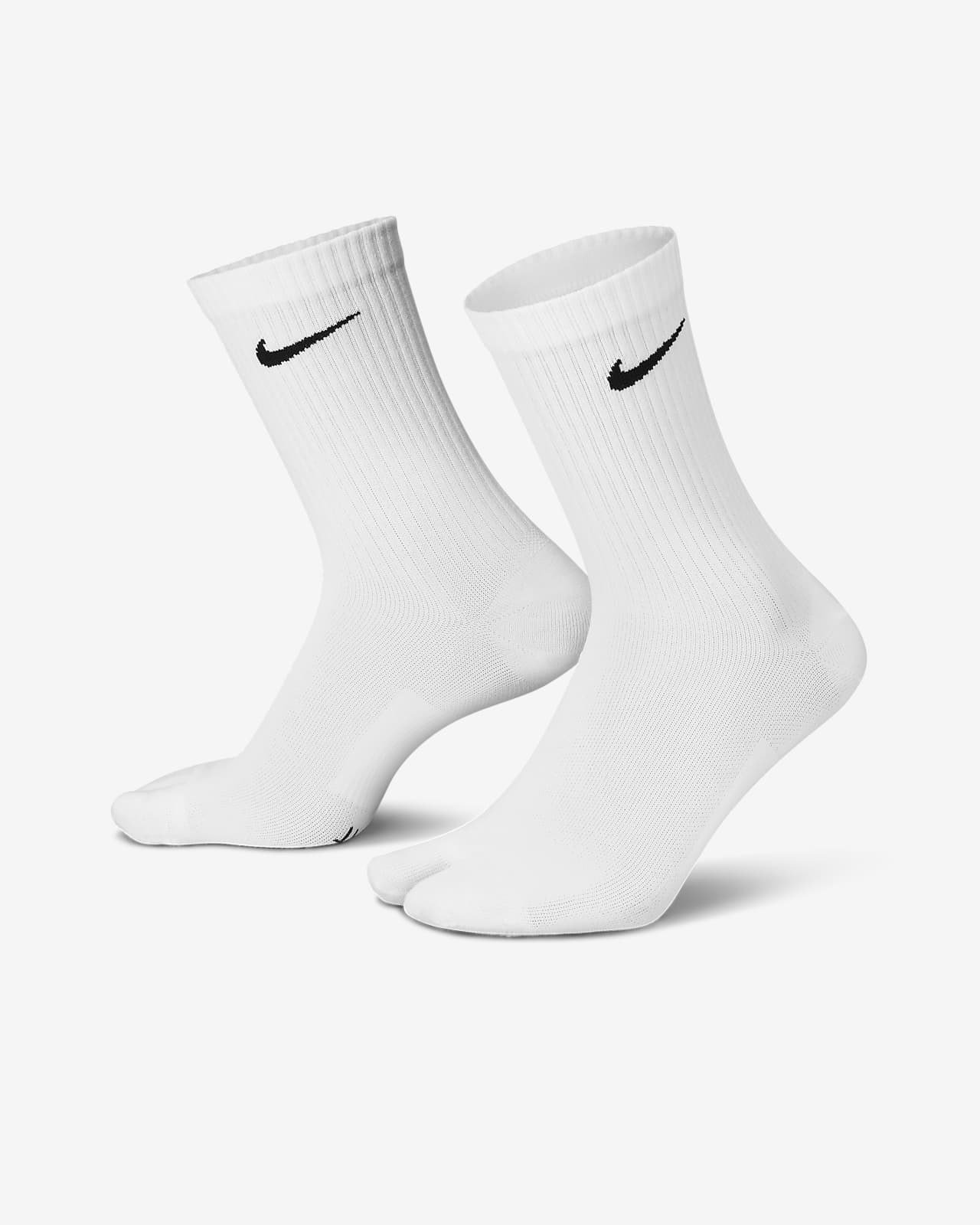 Nike Everyday Plus Lightweight Crew Socks. Nike BE