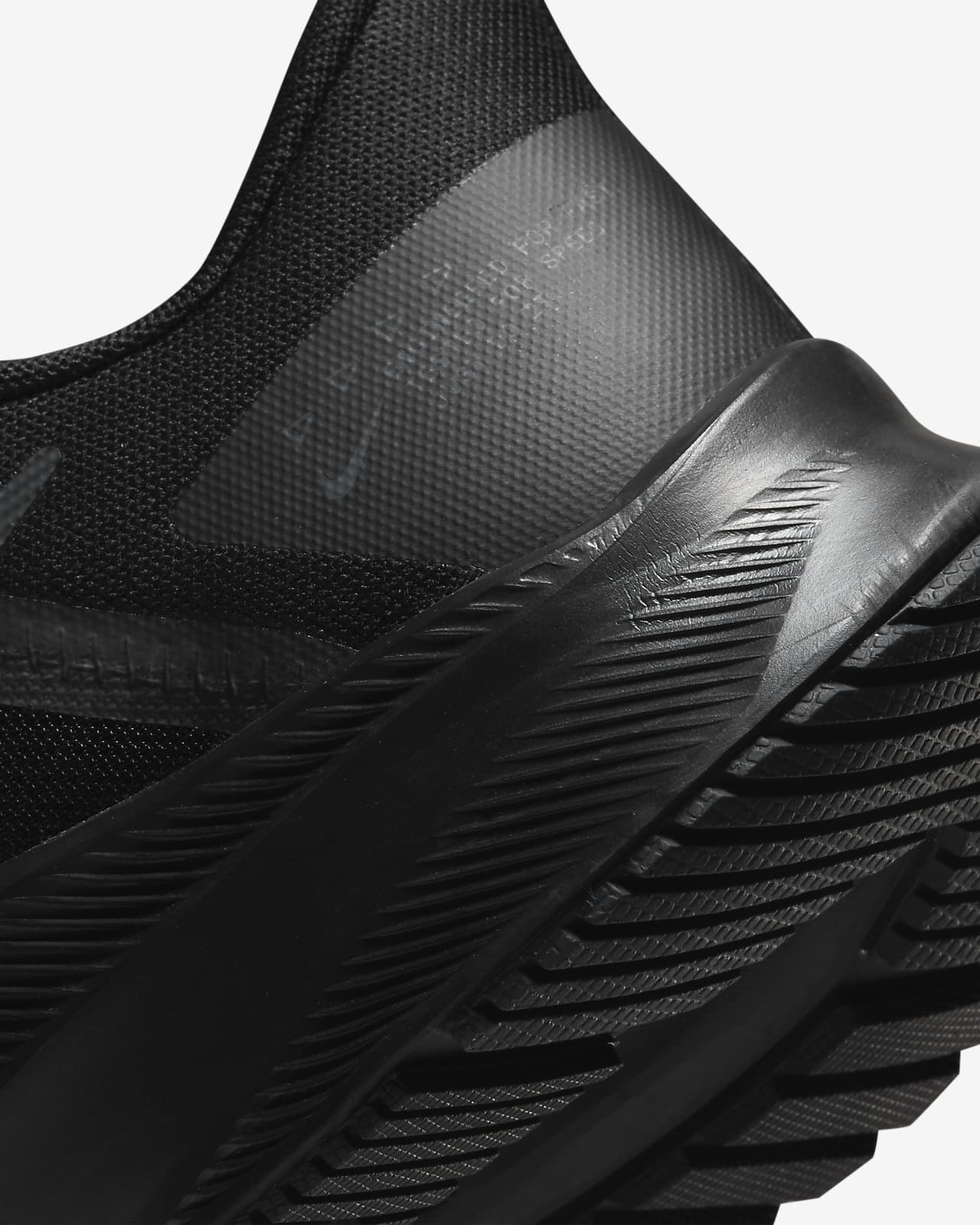 Nike Quest 4 Herren-Straßenlaufschuh. Nike DE