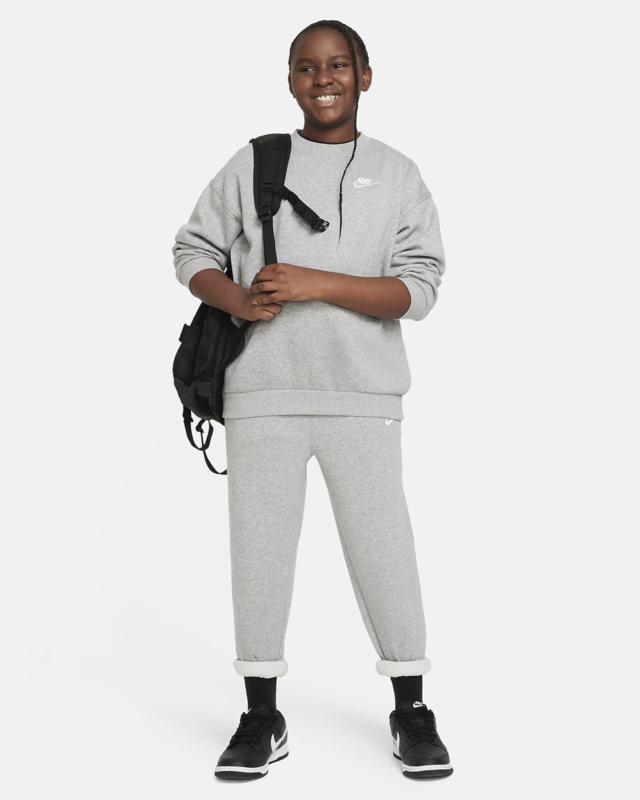 Nike Sportswear Club Fleece Big Kids' (Girls') Crew-Neck Sweatshirt. Nike .com