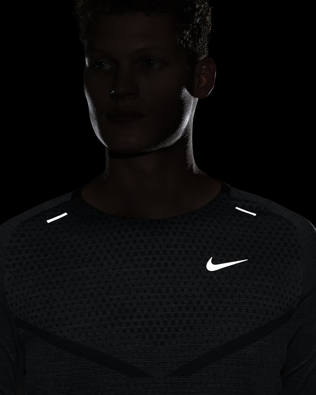 Nike TechKnit Men's Dri-FIT ADV Long-sleeve Running Top. Nike GB