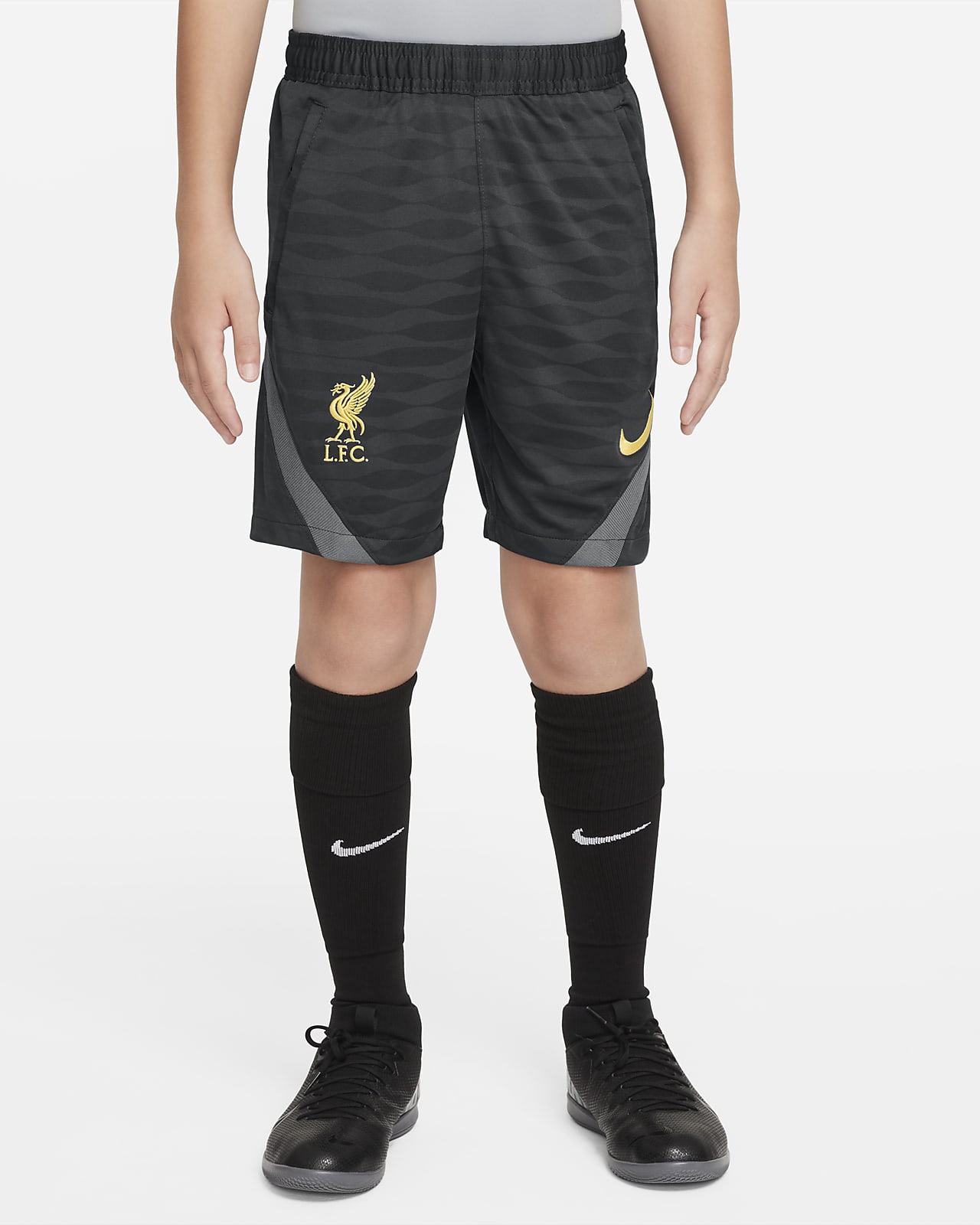 Liverpool F.C. Strike Older Kids' Nike 