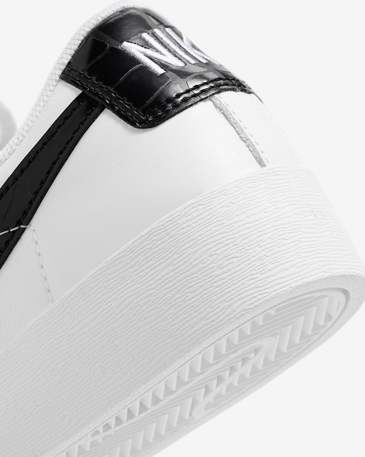 nike blazer low womens white and black