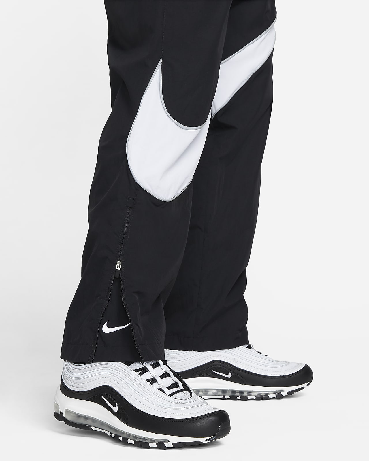 suspender capital Irónico Nike Sportswear Swoosh Men's Woven Pants. Nike JP