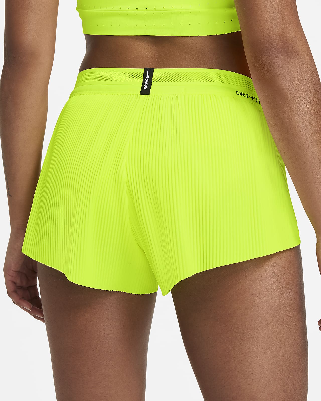 Nike AEROSWIFT шорты