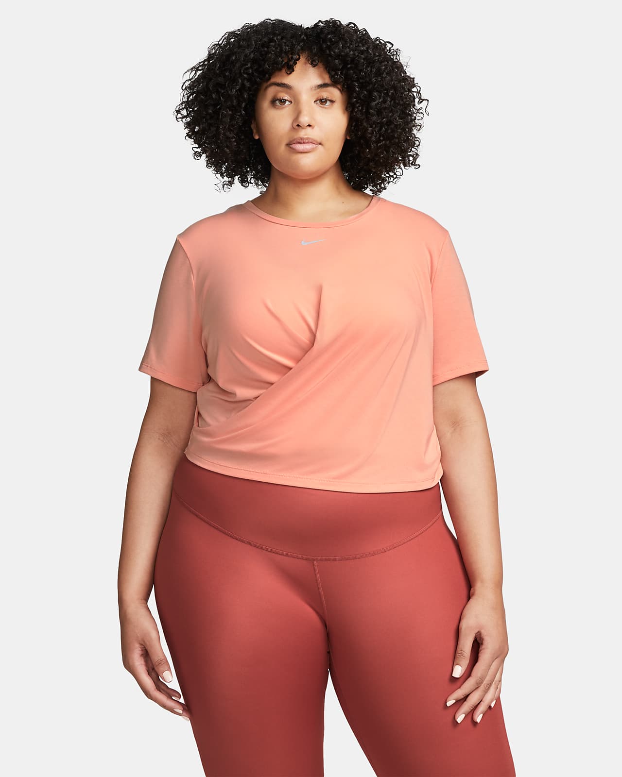 Hvad Inspektion guiden Nike Dri-FIT One Luxe Women's Twist Cropped Short-Sleeve Top (Plus Size).  Nike.com