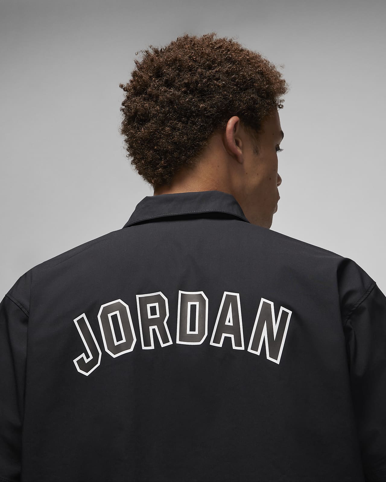 Jordan Sport DNA Men's Statement Top. Nike NL