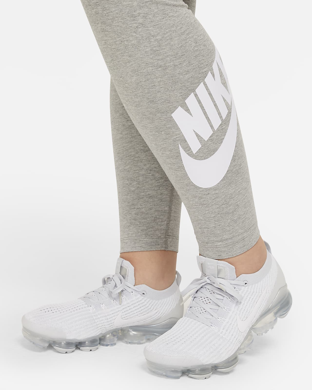 Nike Sportswear Essential Womens High Waisted Leggings Plus Size