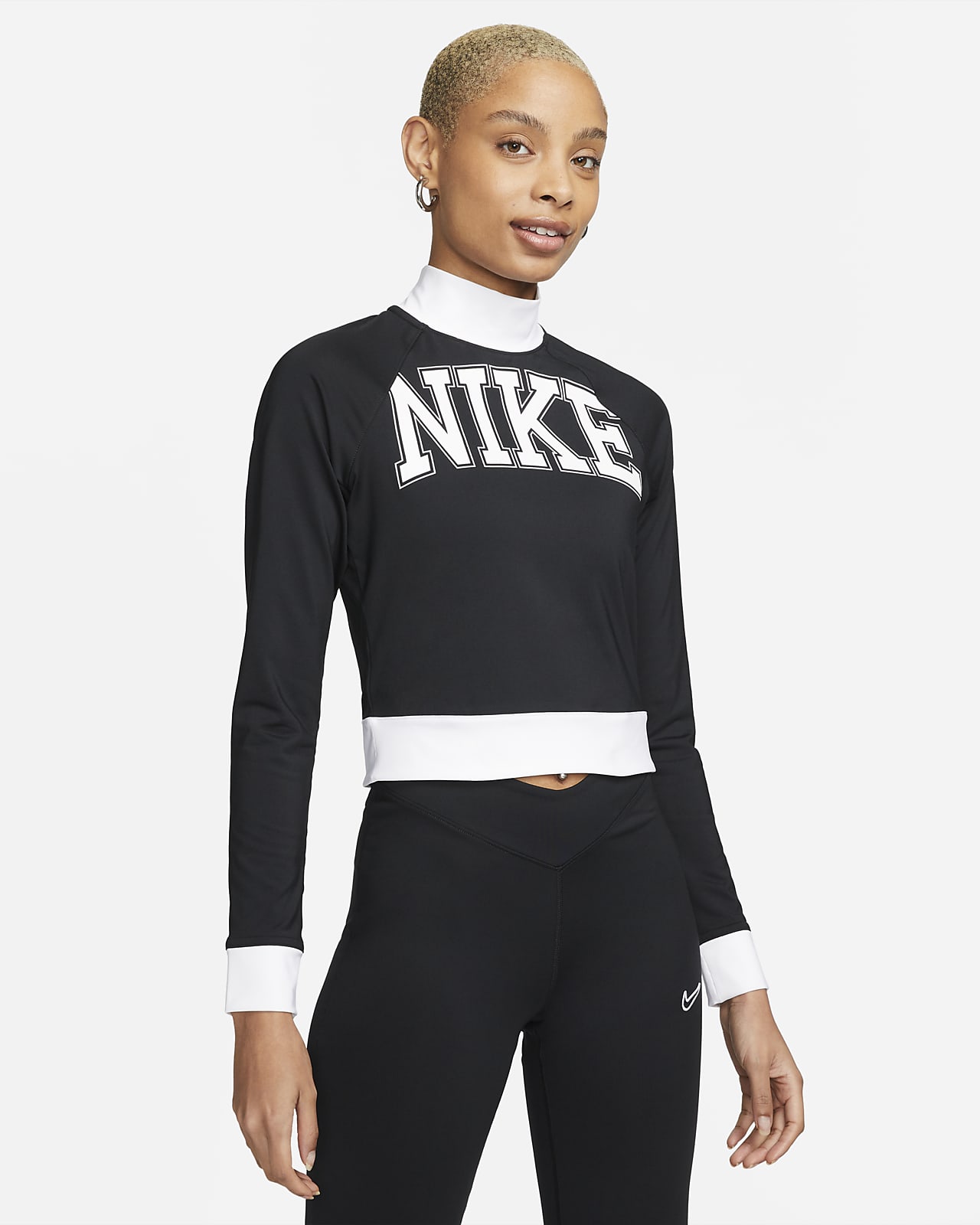de manga larga para mujer Nike Sportswear Team Nike. Nike.com