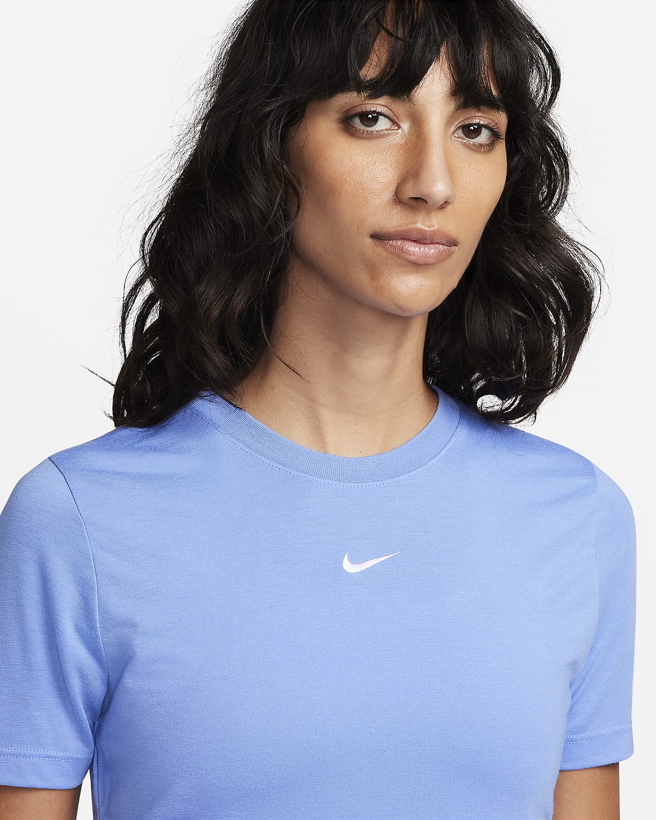 Nike Essential Women's Slim-Fit Crop T-Shirt. Nike.com