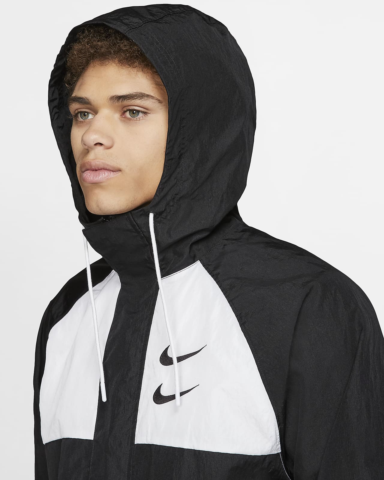 Nike Sportswear Swoosh vevd hettejakke til herre. Nike NO Nike Sportswear Swoosh vevd hettejakke til herre. Nike NO