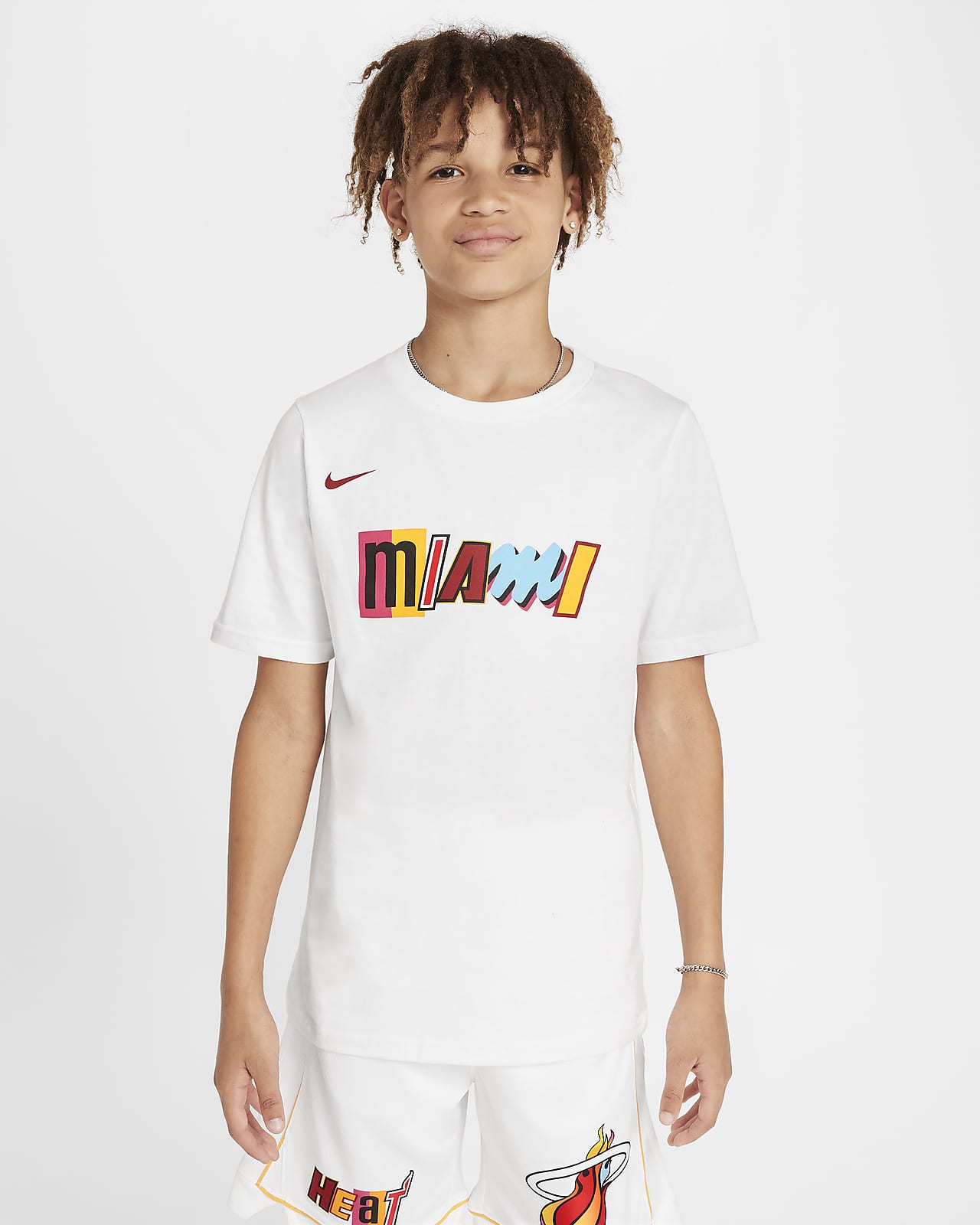 T-shirt dla dużych dzieci z logo Miami Heat City Edition Nike NBA