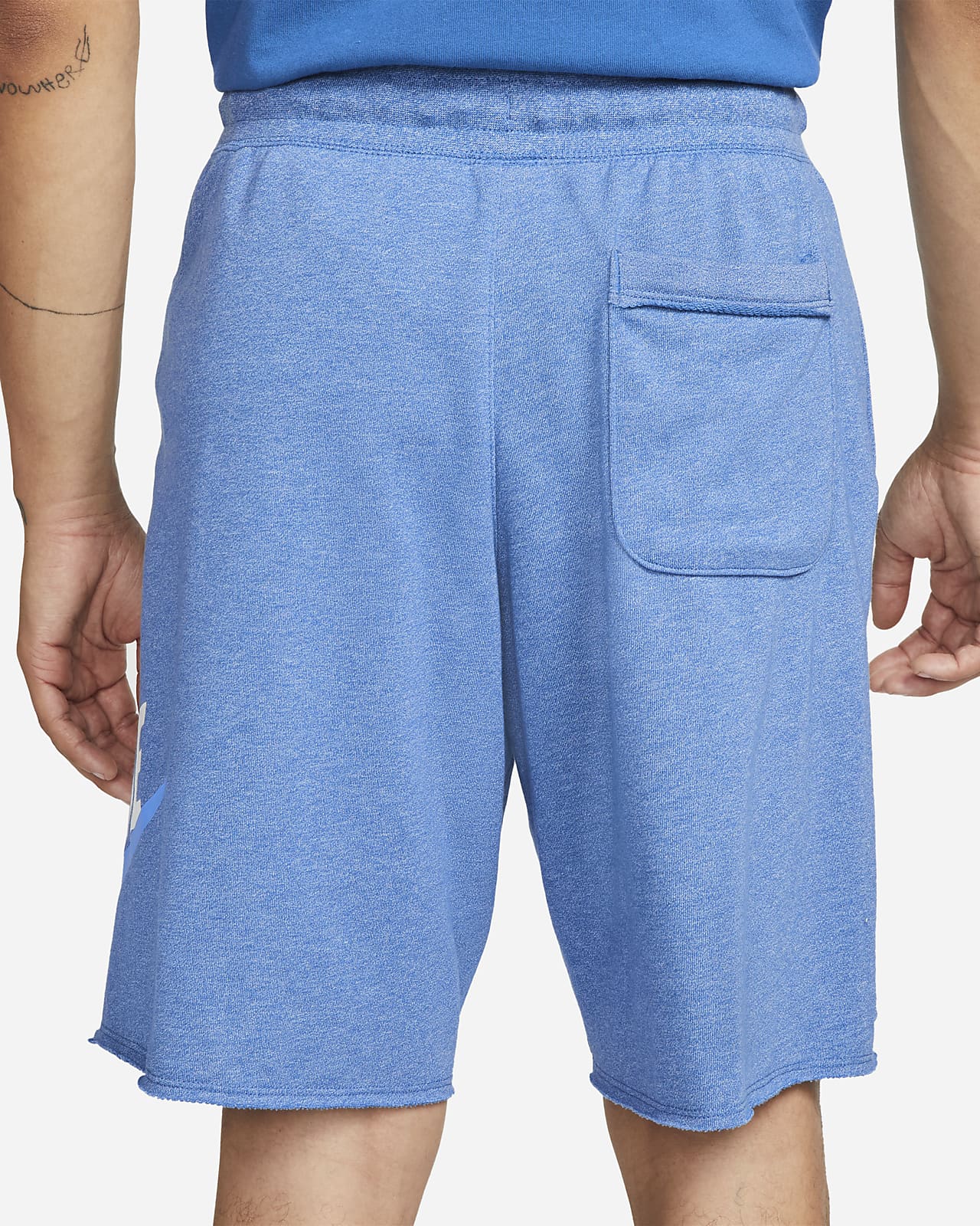 French Terry Alumni Shorts. Nike NL