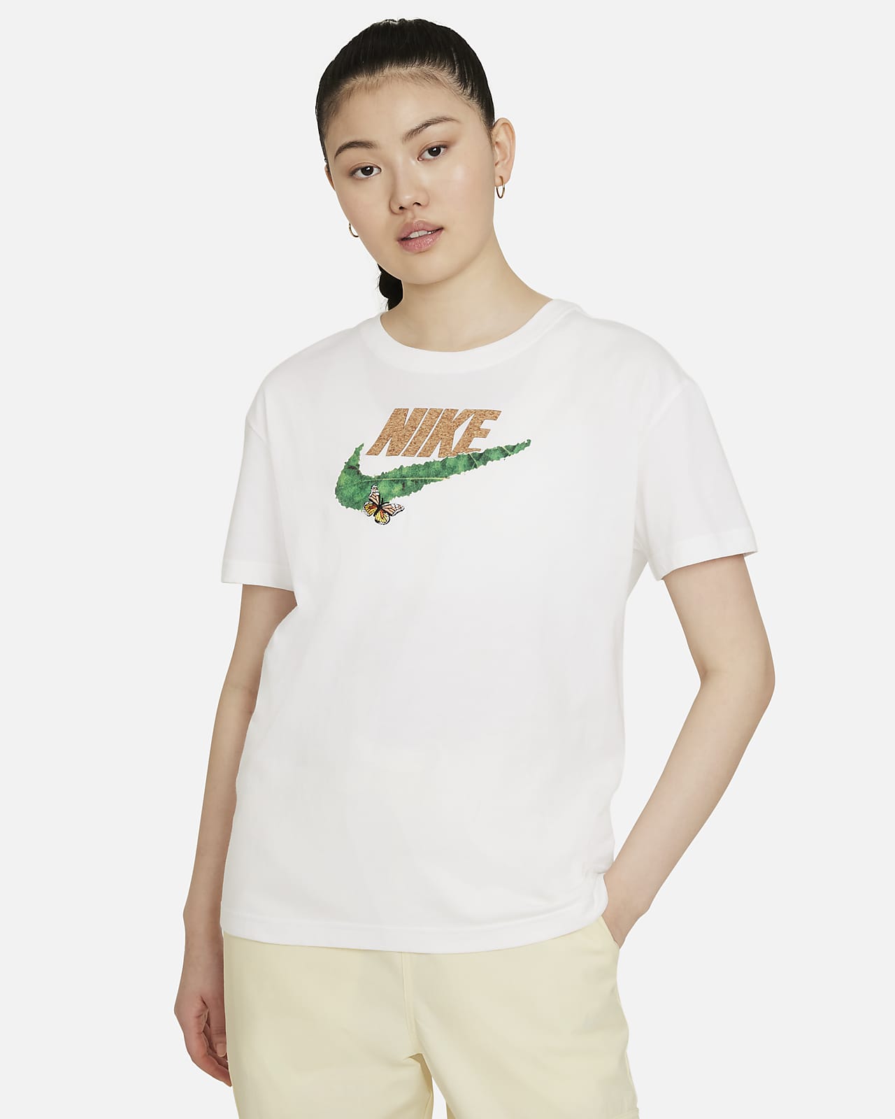 nike white t shirt women's