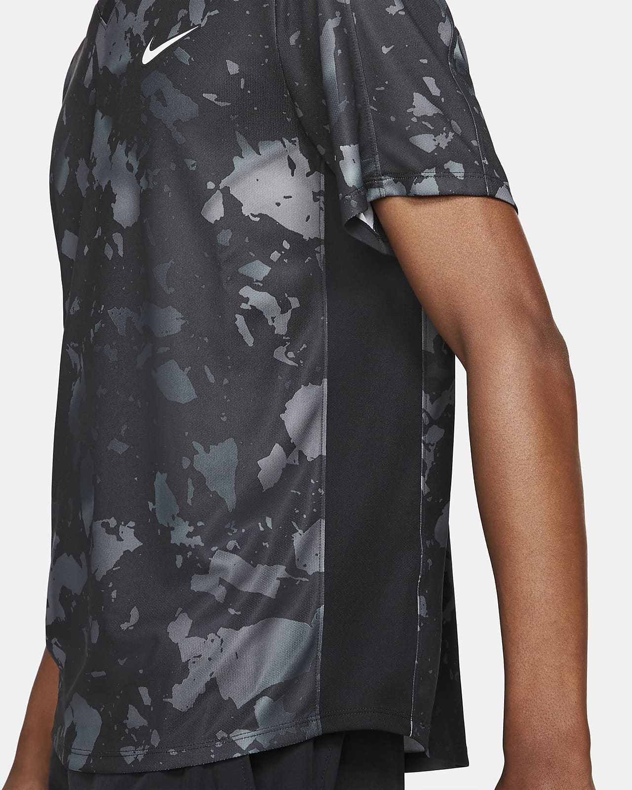 NikeCourt Dri-FIT Victory Men's Printed Tennis Top. Nike MA