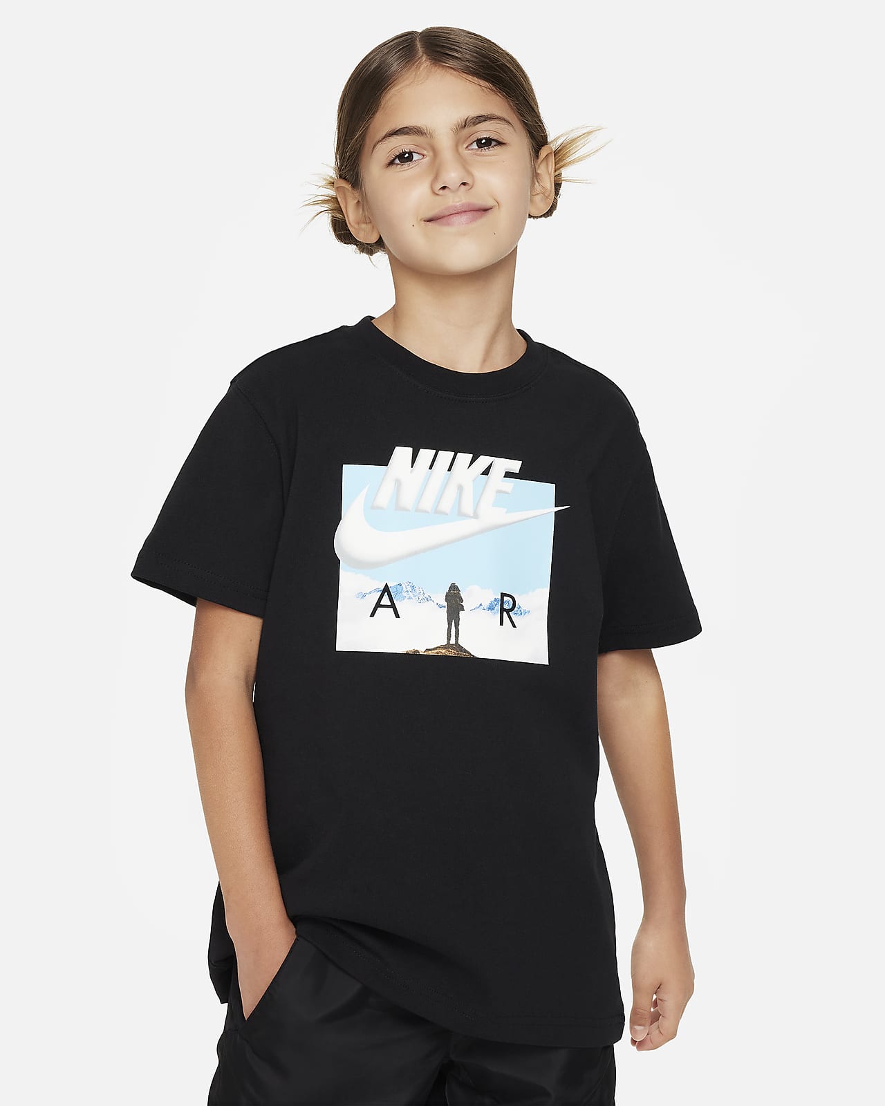 Nike Sportswear Genç Çocuk Tişörtü