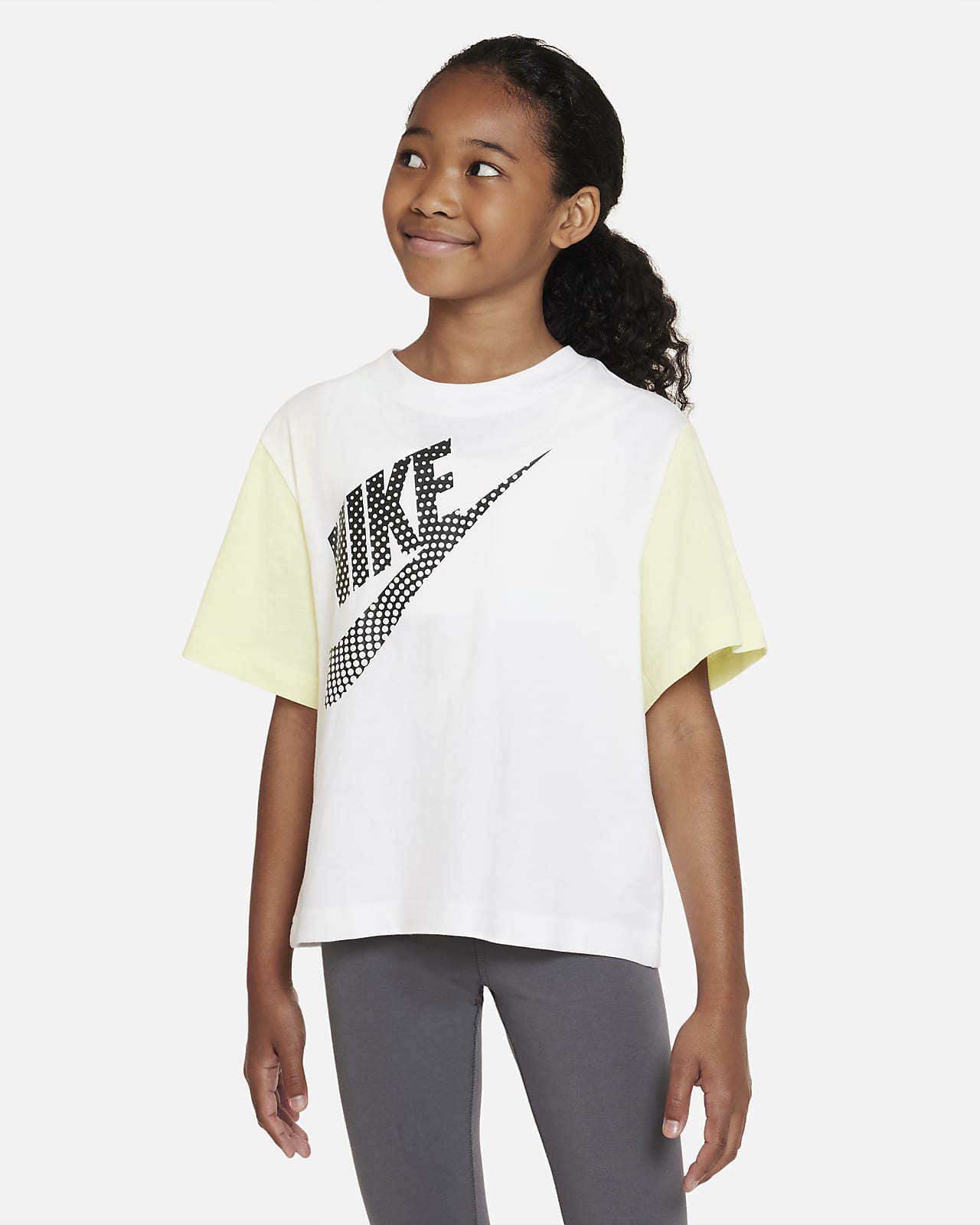 Nike Sportswear Essential Dansshirt voor meisjes. Nike BE