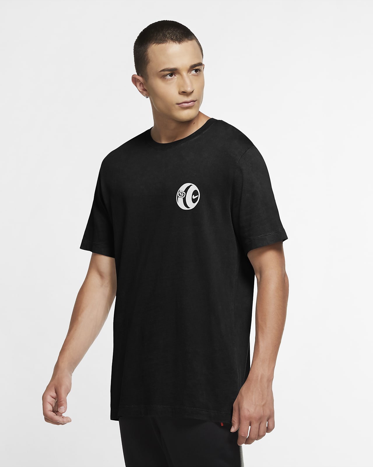 Nike F.C. grafisk fotball T skjorte til herre. Nike NO Nike F.C. fotball T skjorte til herre. Nike NO