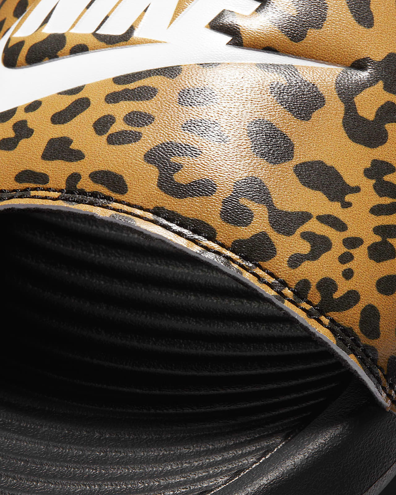 Nike Victori One Women's Print Slide 