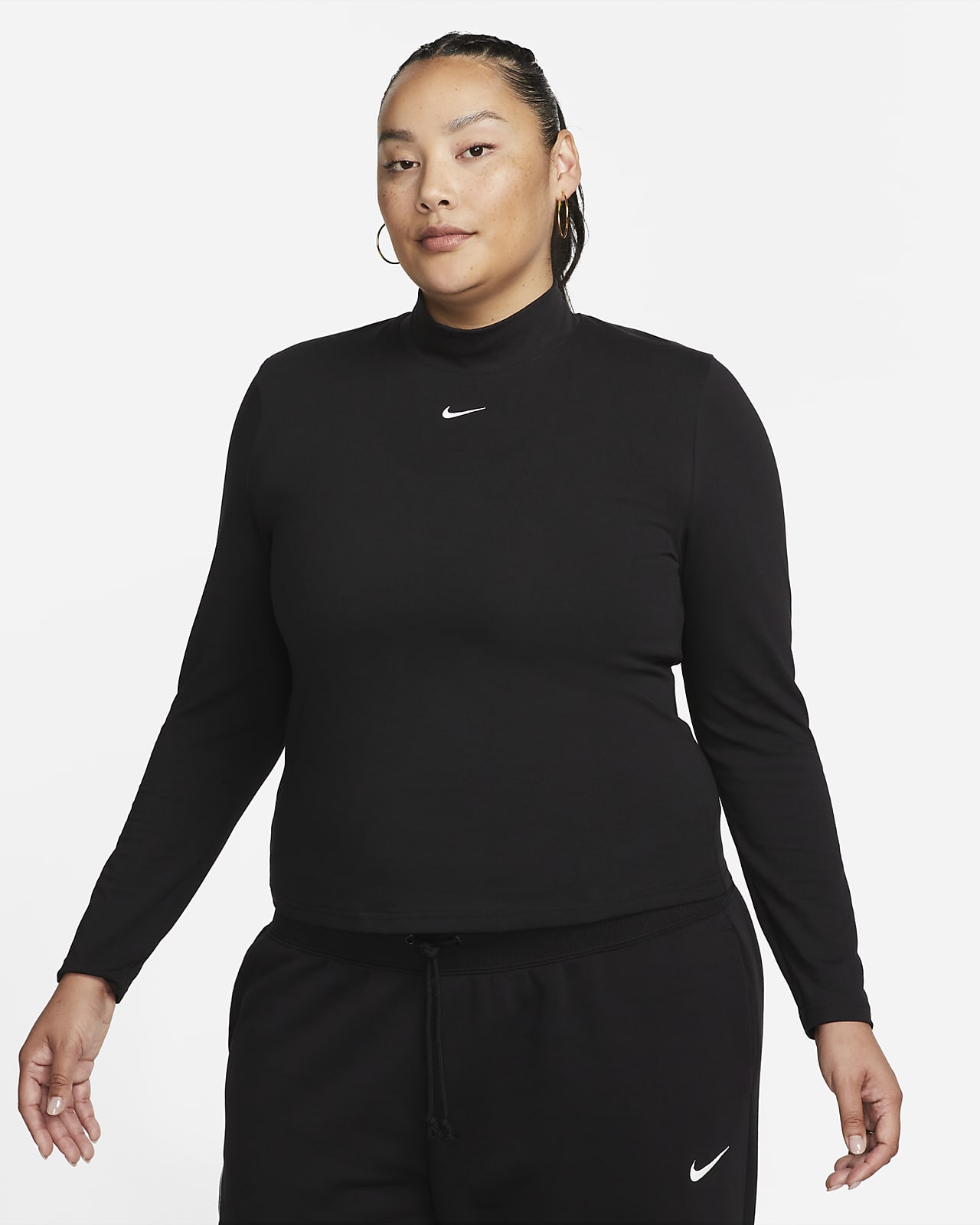 Nike Sportswear Essential langermet overdel med høy hals til dame (Plus Size)