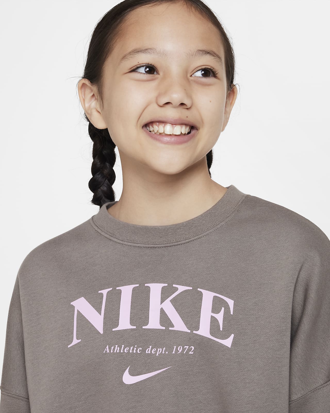 Nike Sportswear Trend Older Kids' (Girls') Fleece Sweatshirt. Nike AE