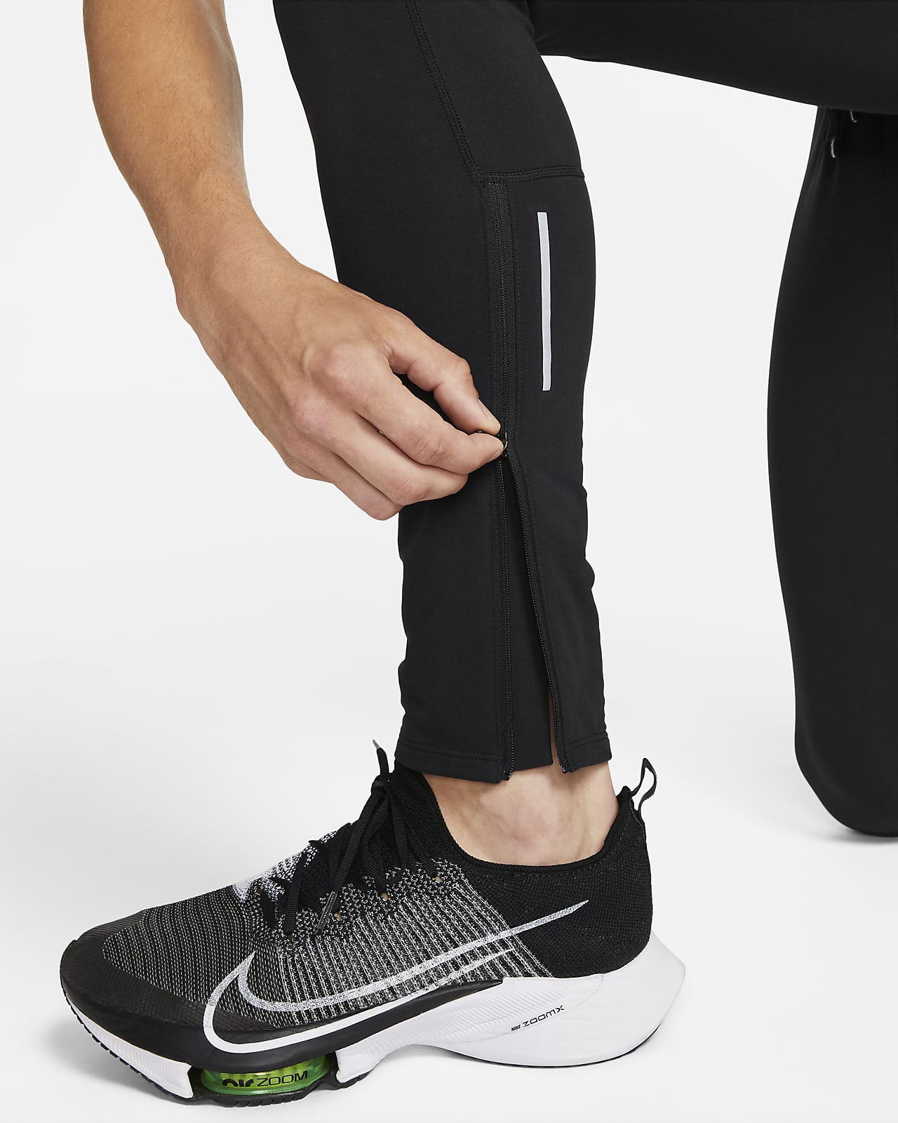 Nike Repel Challenger Hardlooptights voor heren. Nike BE