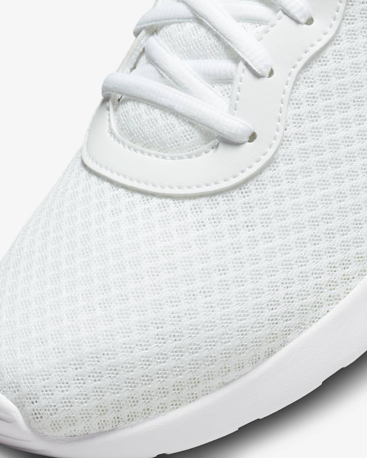 Nike tanjun arch clearance support