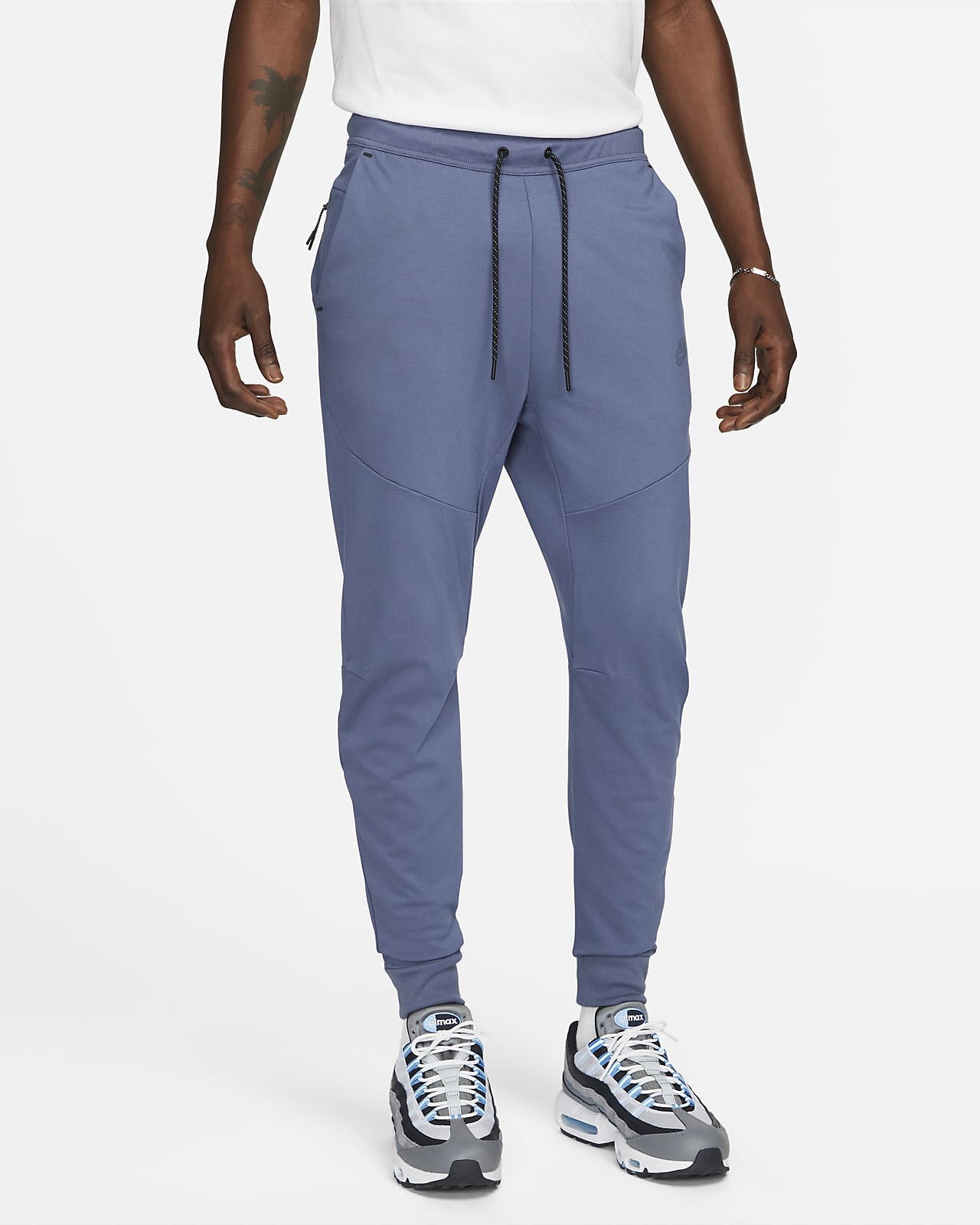 gijzelaar combinatie cliënt Nike Sportswear Tech Fleece Lightweight joggingbroek met aansluitende  pasvorm voor heren. Nike NL