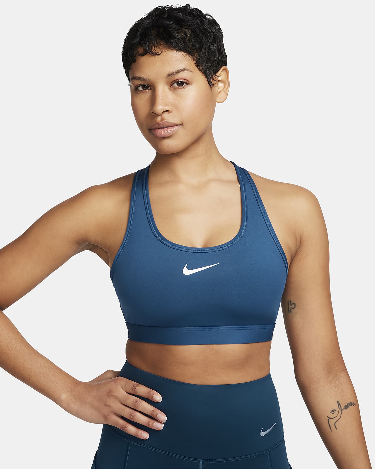 Кроп-топ Nike Swoosh UltraBreathe Women's Medium-Support Padded Sports Bra  от NIKE, Лососево-розовый