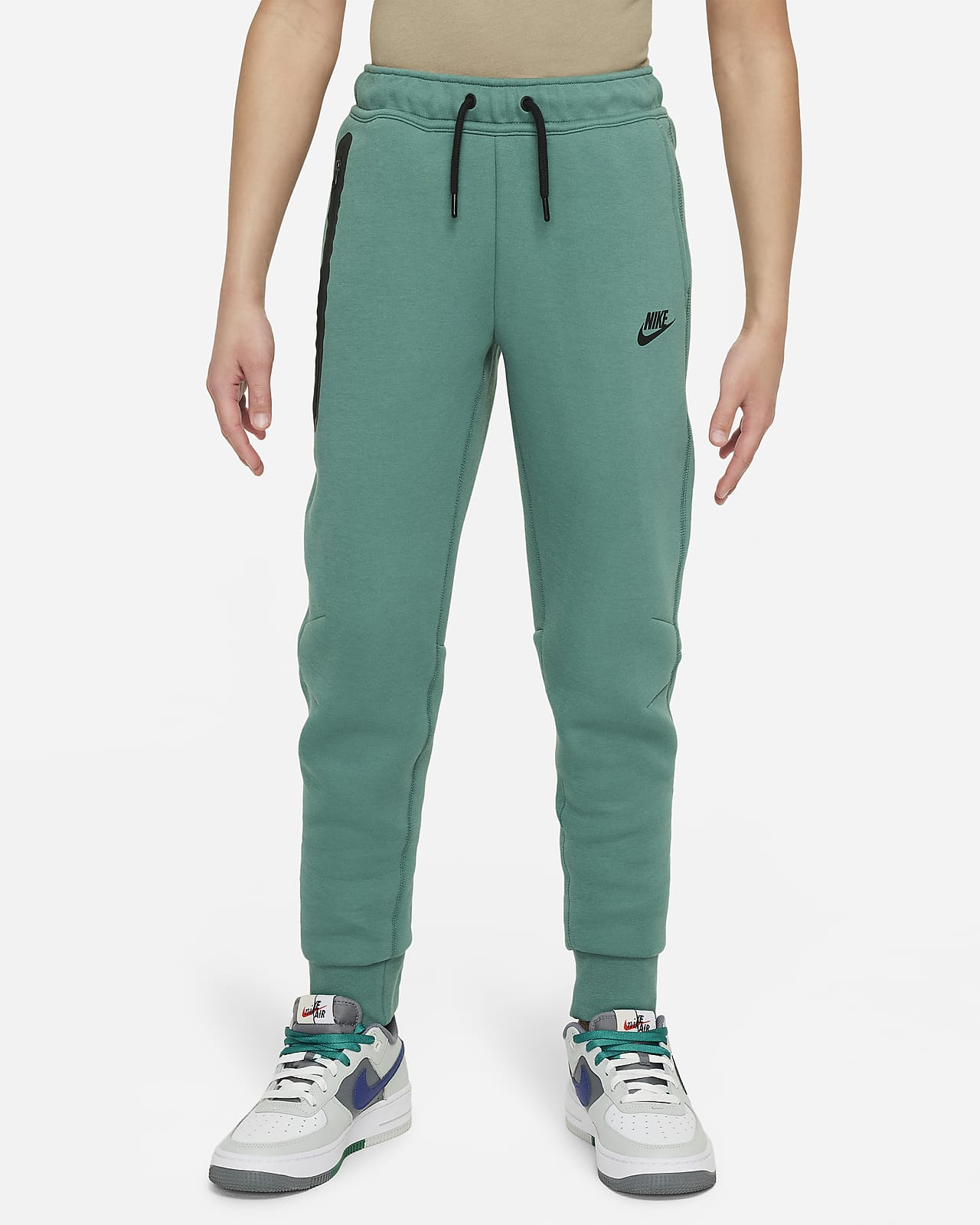 Nike Sportswear Tech Fleece Older Kids' (Boys') Trousers. Nike UK