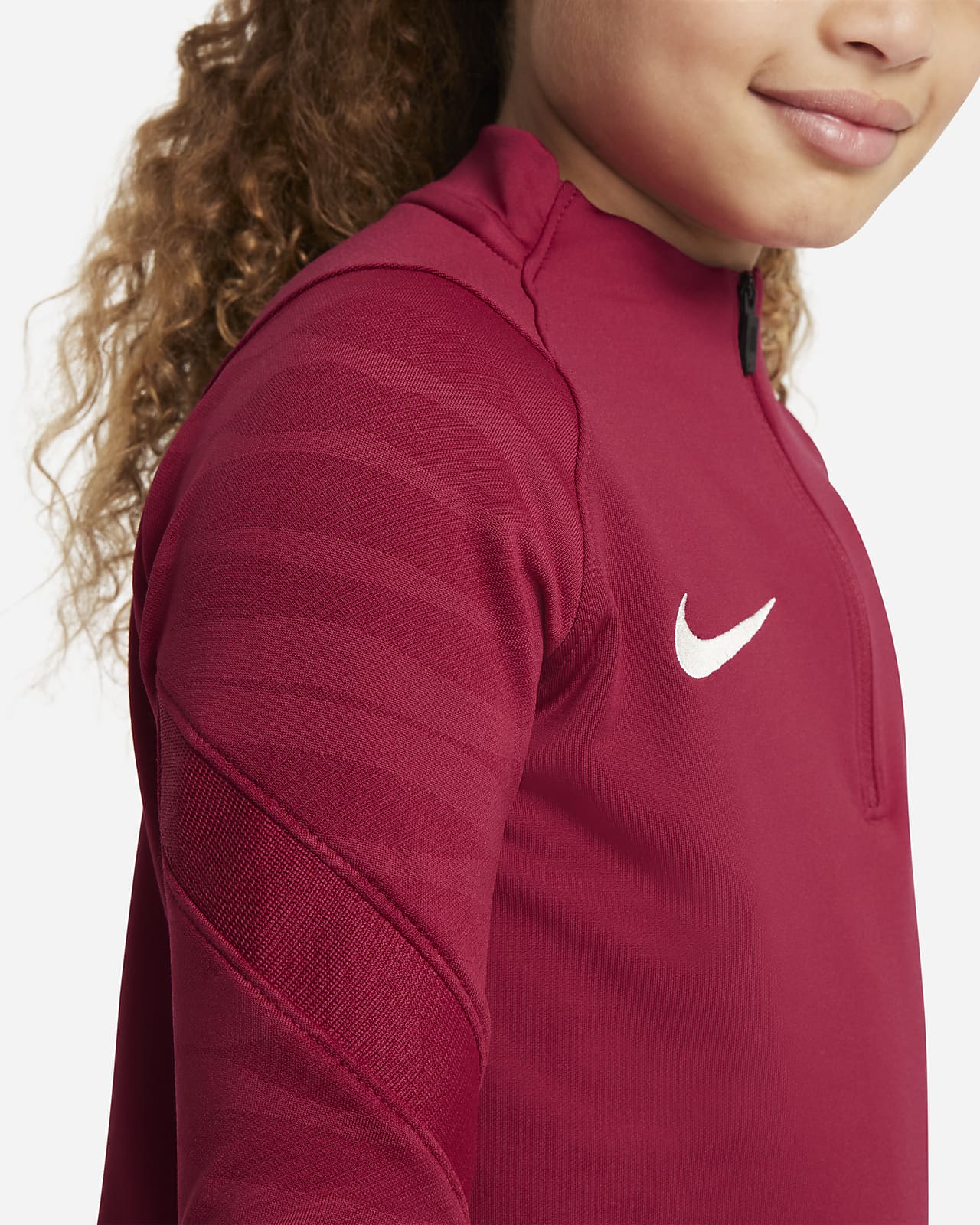 F.C. Barcelona Strike Older Kids' Football Drill Top. Nike SE