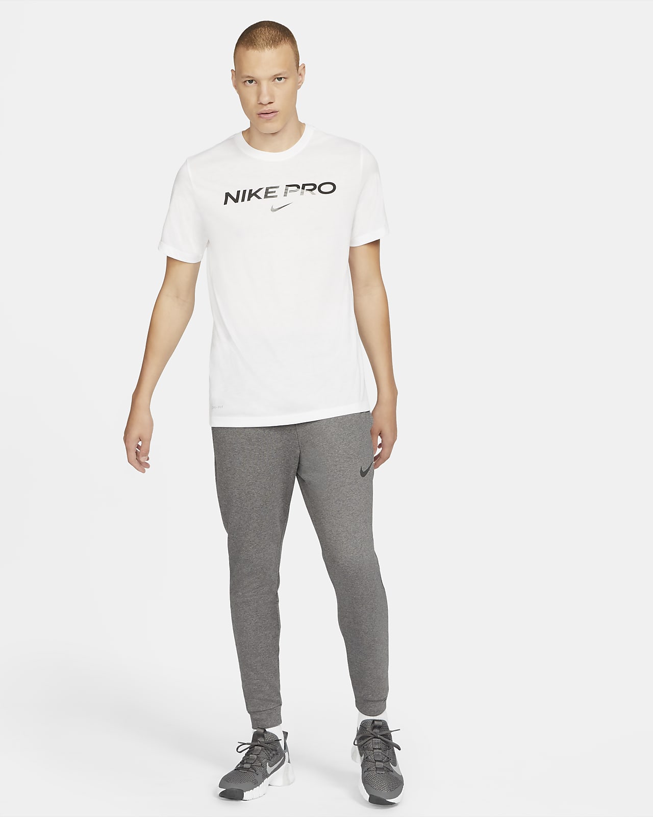 Nike Dry Men's Dri-FIT Taper Fitness Fleece Trousers. Nike SE