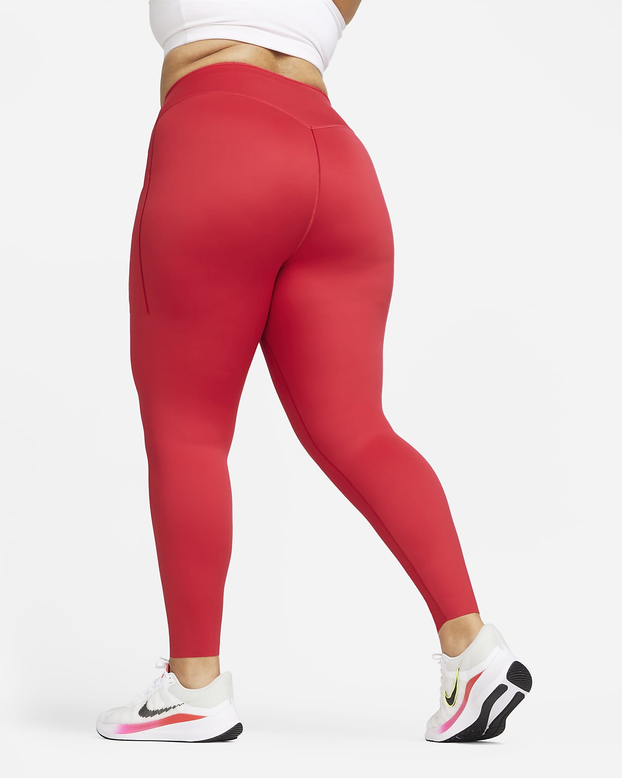 Leggings de largo completo y cintura alta de media sujeción para mujer Nike  Universa con bolsillos (talla grande).