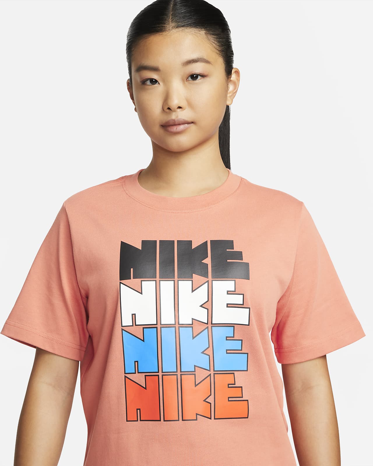 Nike boxy cheap tee gce