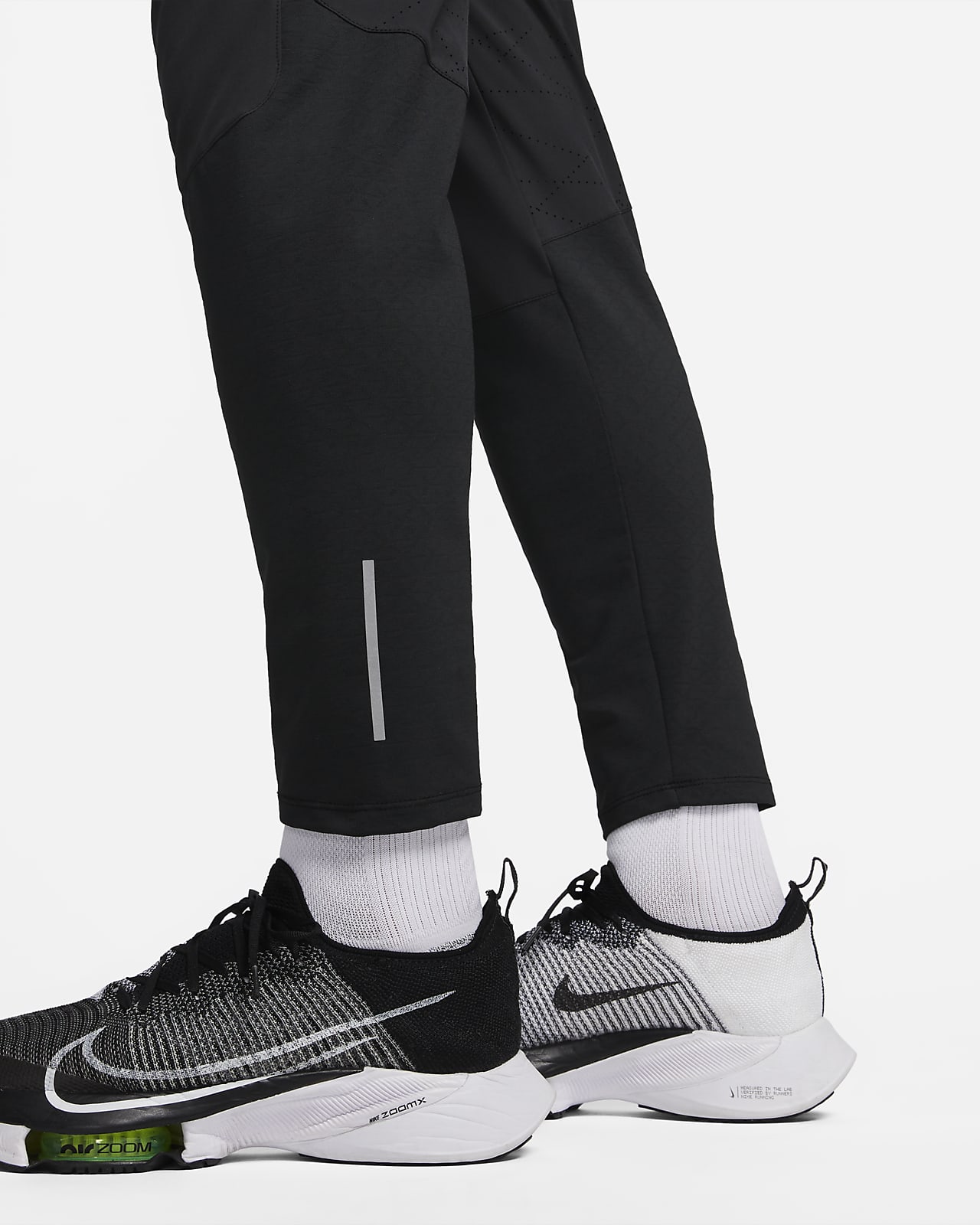 Nike Dri-FIT Run Division Phenom Men's Hybrid Running Trousers. Nike NO