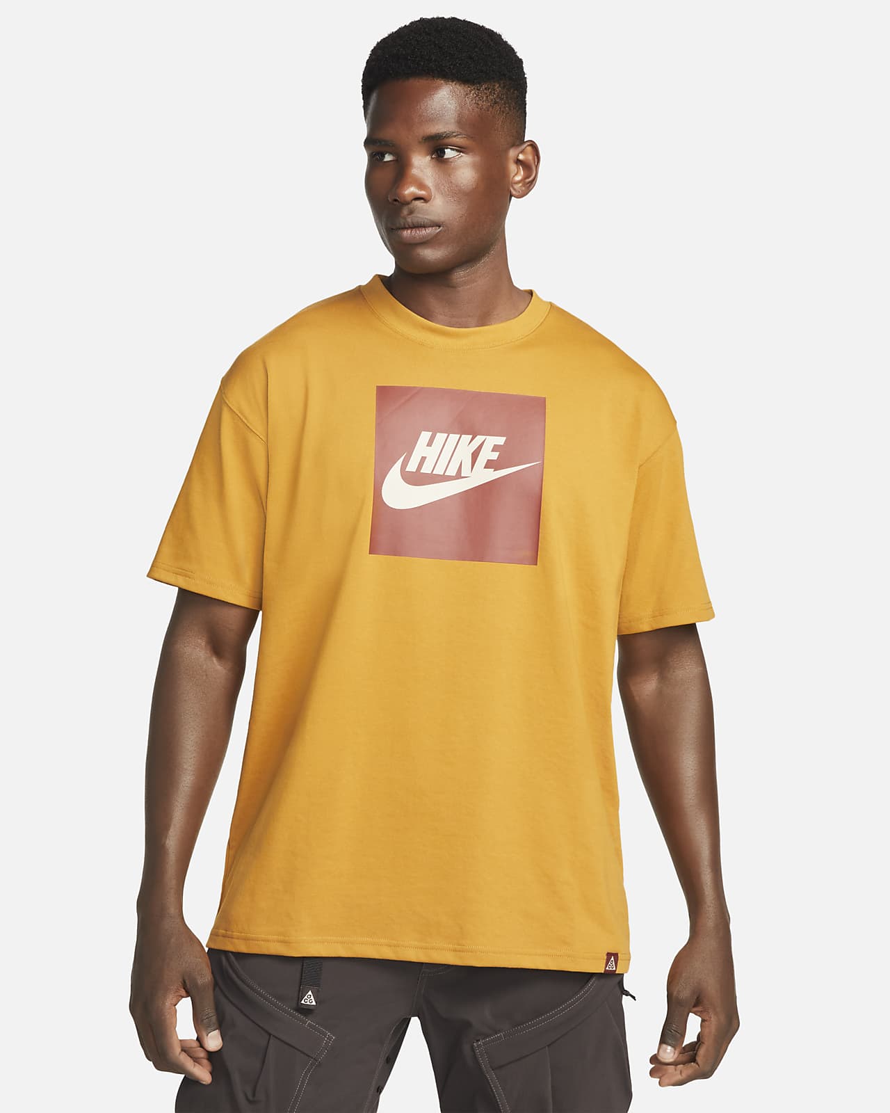 Nike shirt with nike boxes on it Clearance