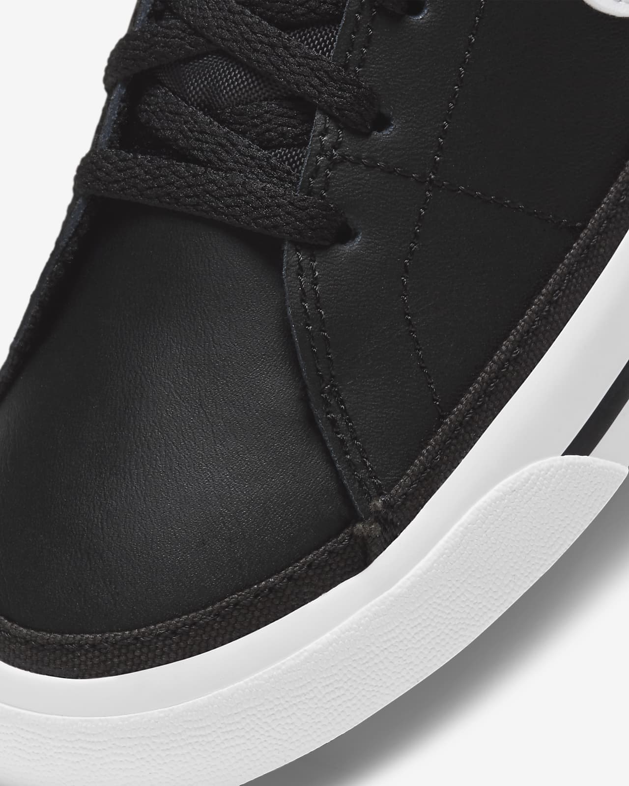 NikeCourt Legacy Older Kids' Shoe. Nike IL