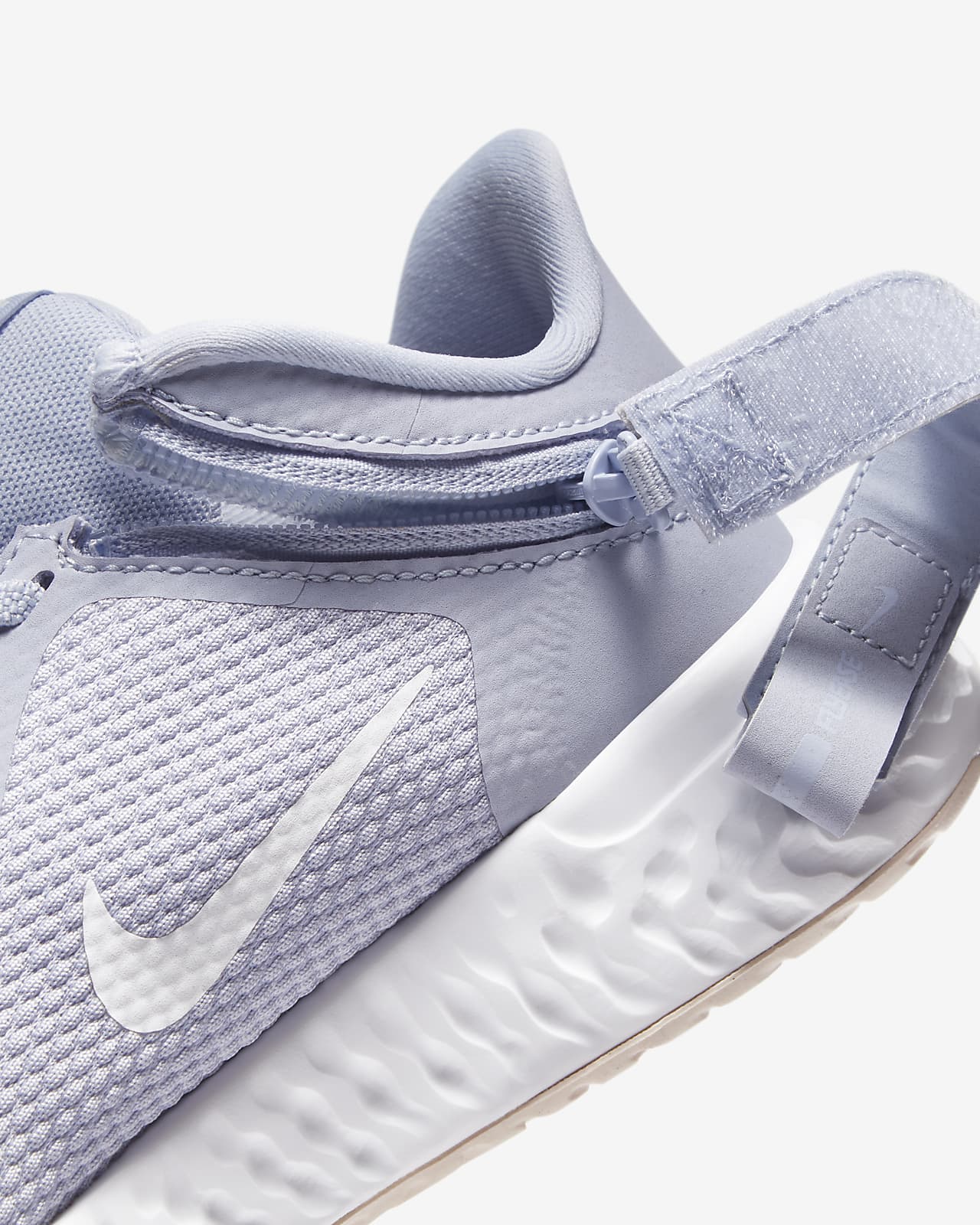 nike revolution flyease