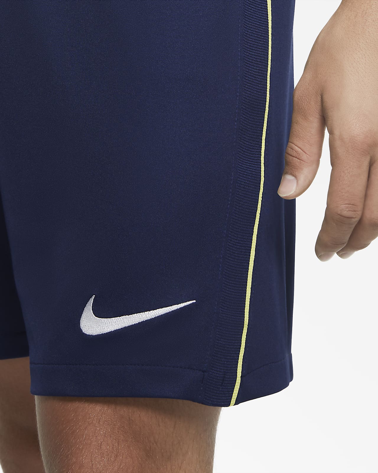 tottenham nike shorts