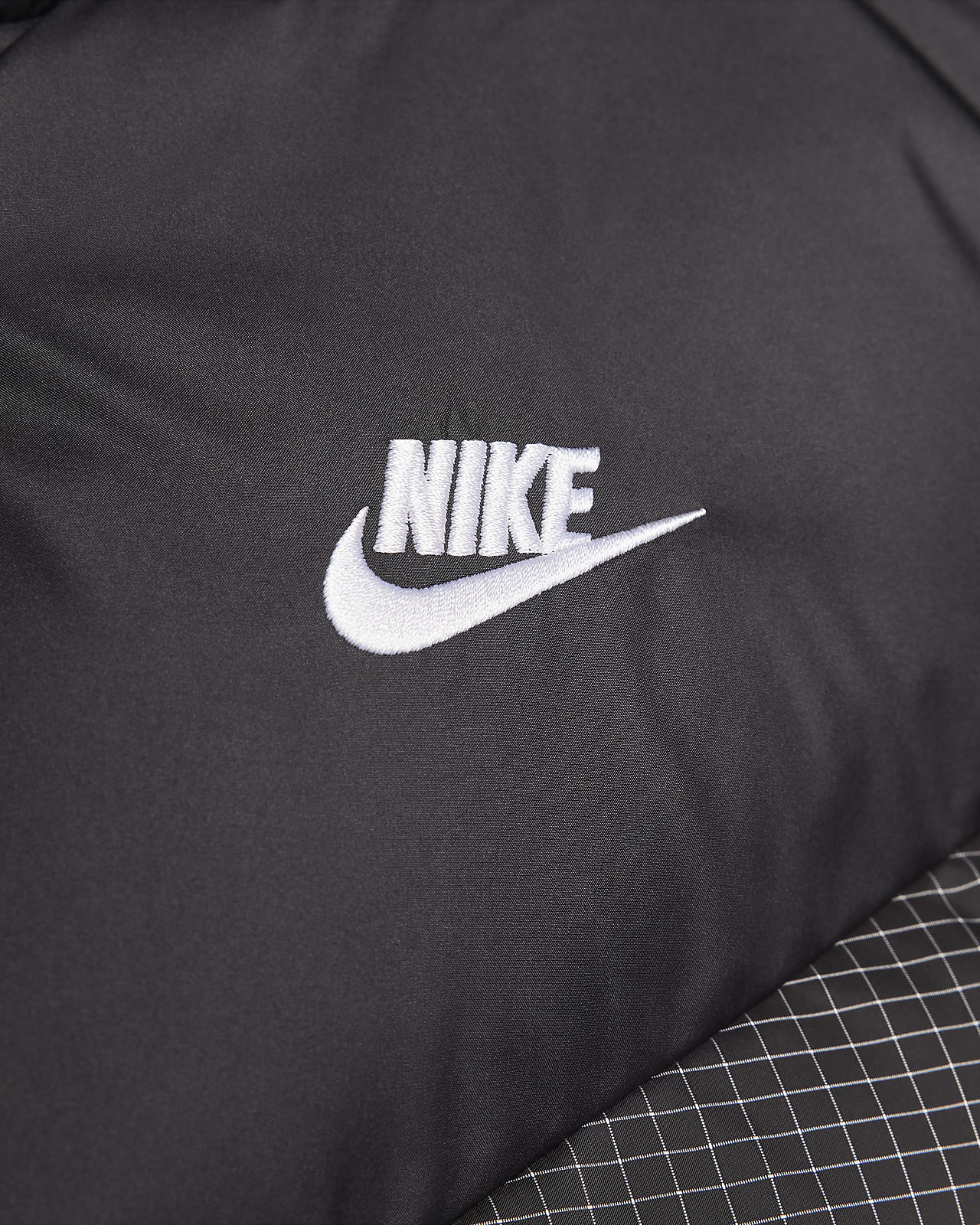 Nike Long Loose Therma-FIT Puffer Windpuffer Sportswear Vest. Women\'s Nike